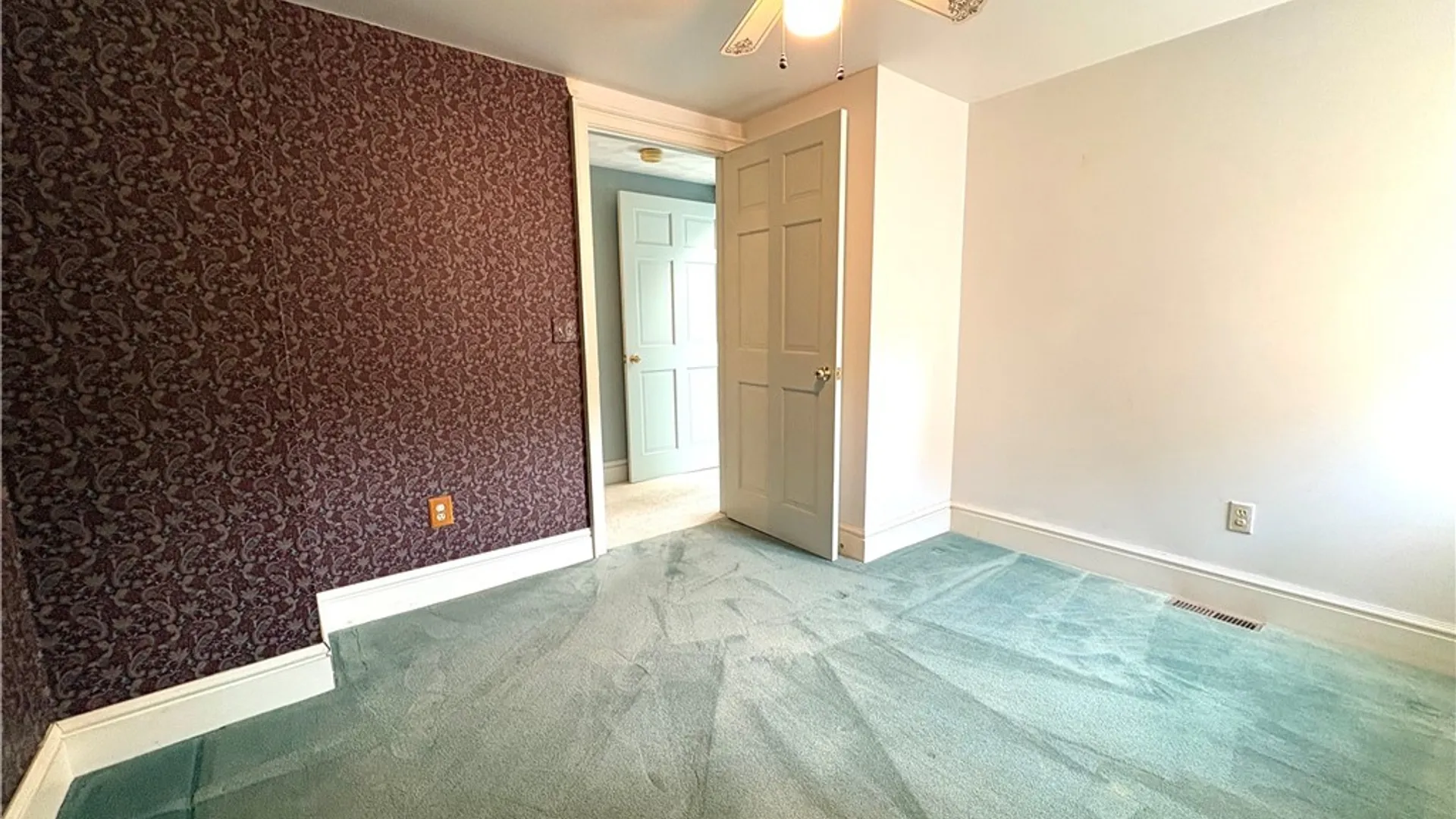 Property at 132 S Hoopes Avenue, Auburn, NY 13021 34