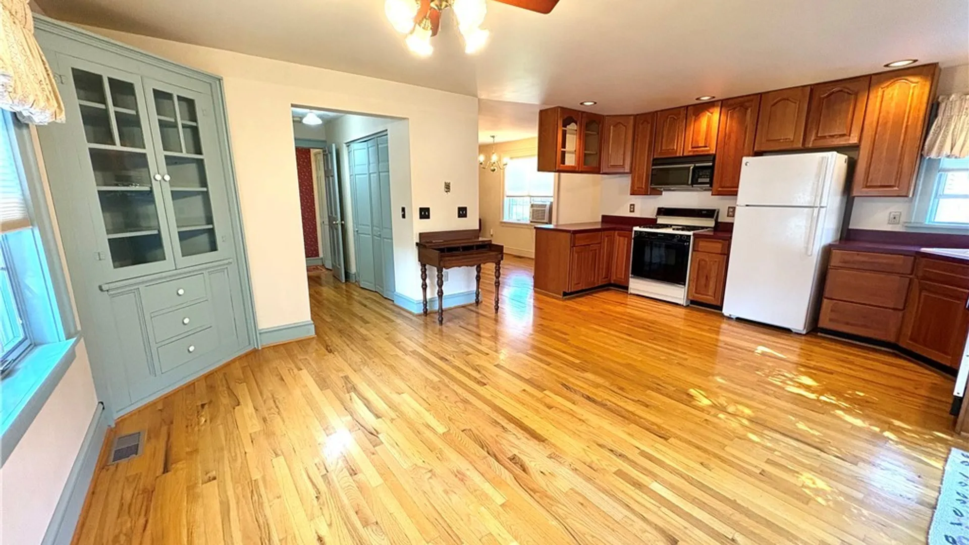 Property at 132 S Hoopes Avenue, Auburn, NY 13021 18