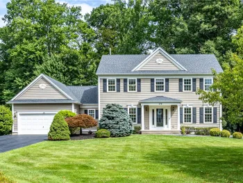 Property at 478 Sandystone Circle, Webster, NY 14580