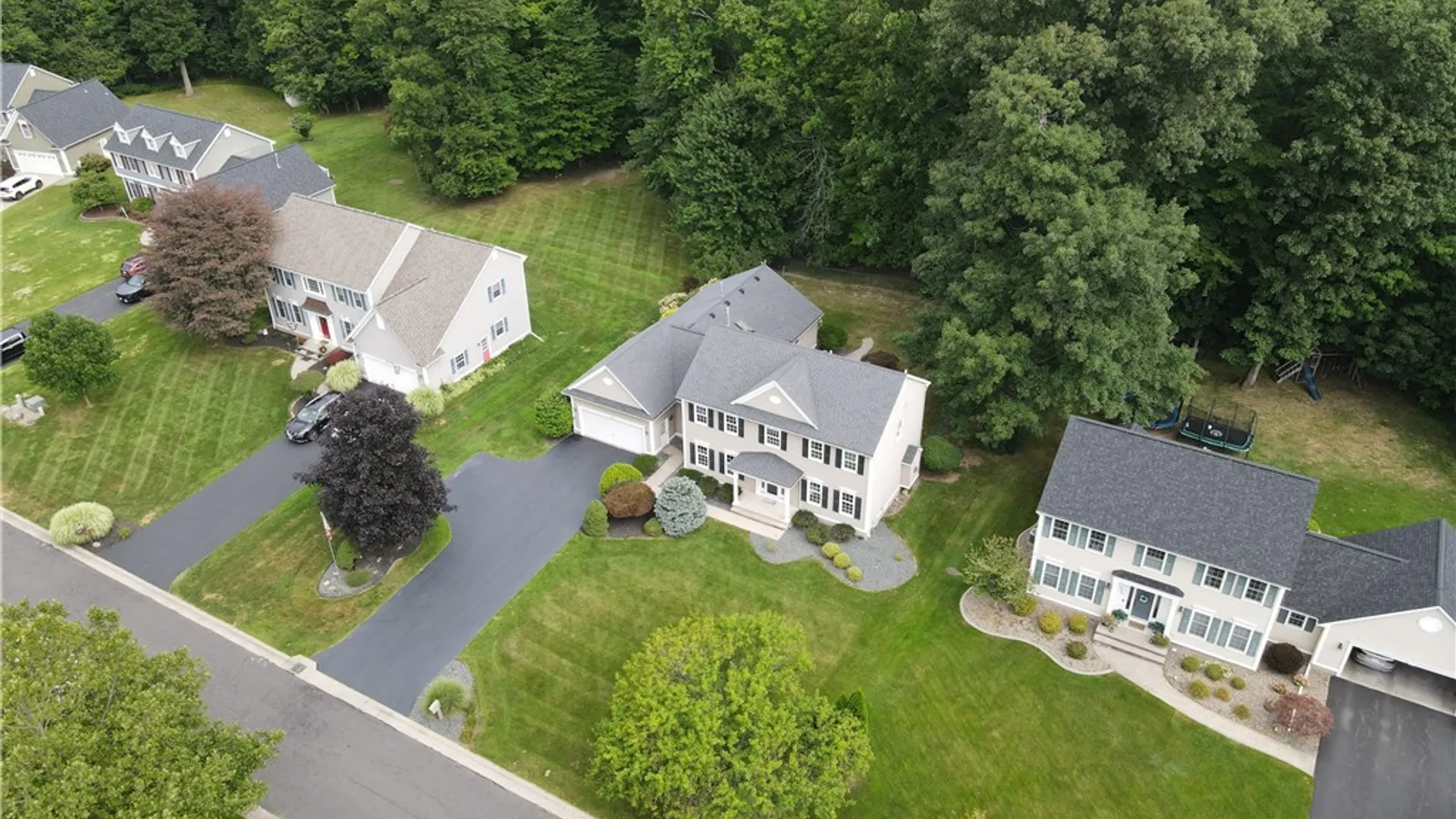 Property at 478 Sandystone Circle, Webster, NY 14580 3
