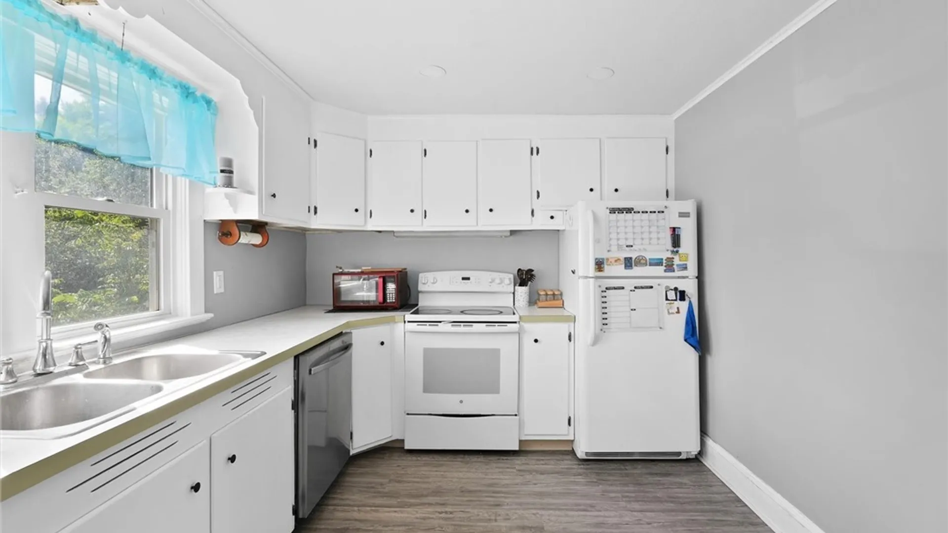 Property at 207 Fulton Avenue, Fulton, NY 13069 12