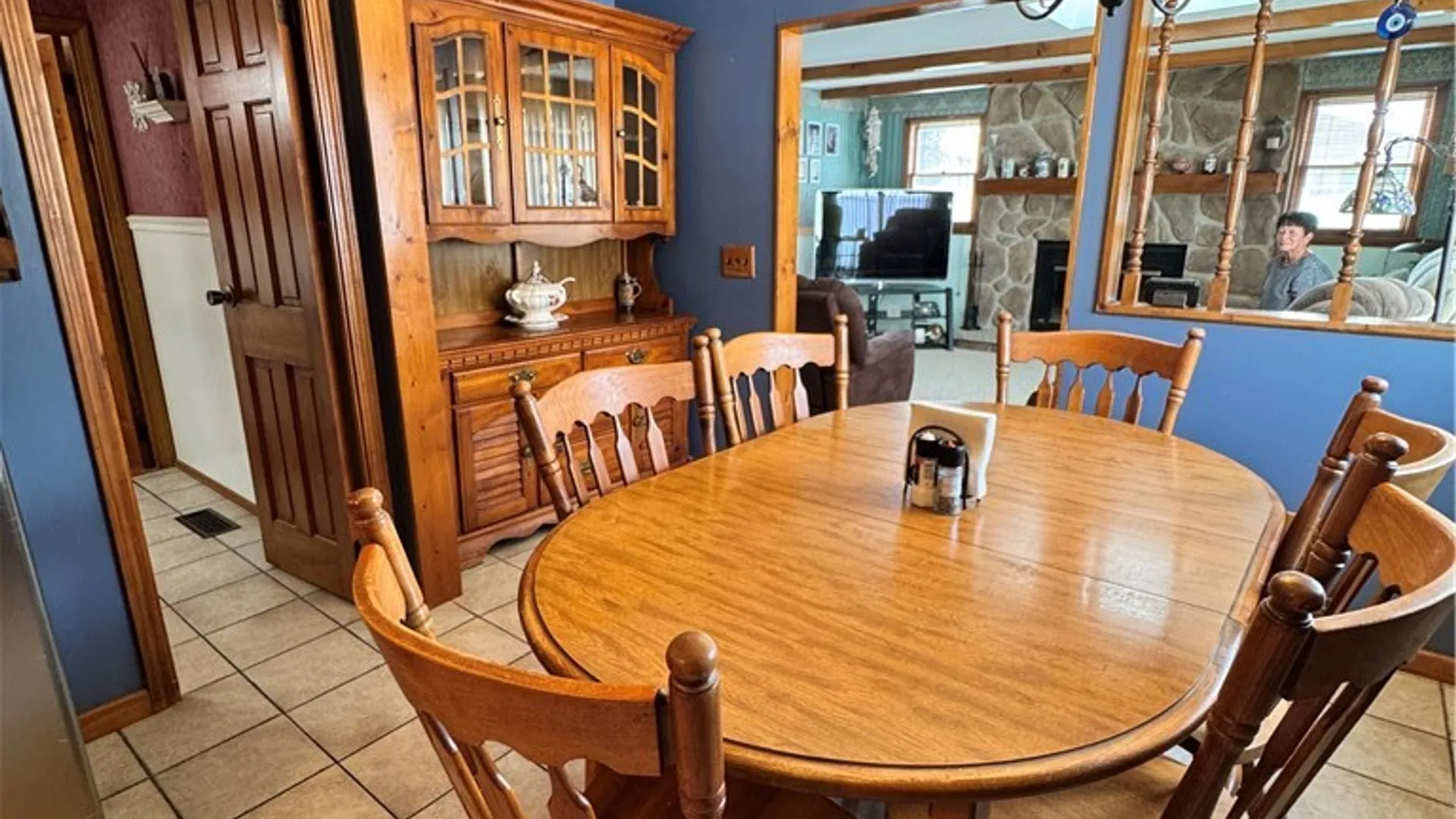 Property at 237 Brookside Drive, West Seneca, NY 14220 7