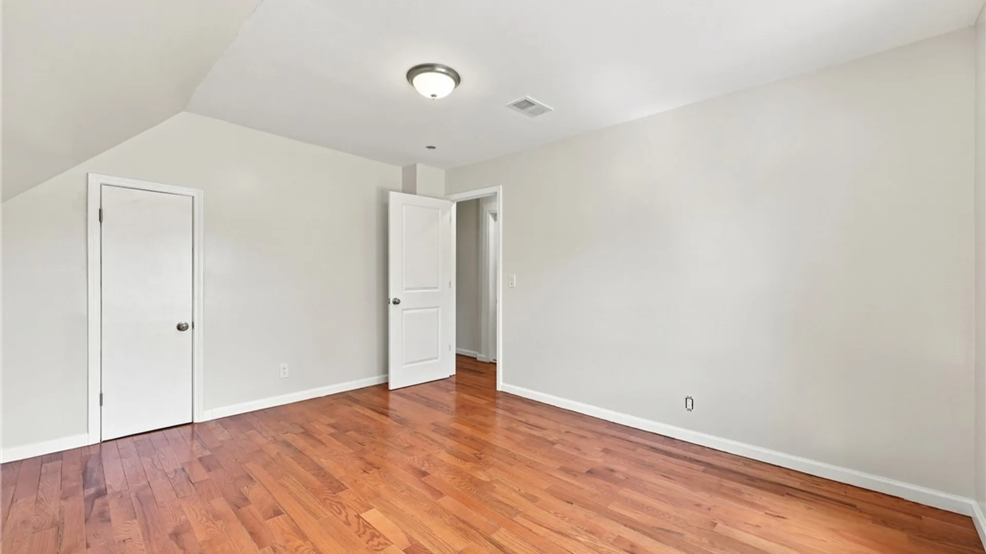 Property at 111 Duerstein Street, West Seneca, NY 14210 15