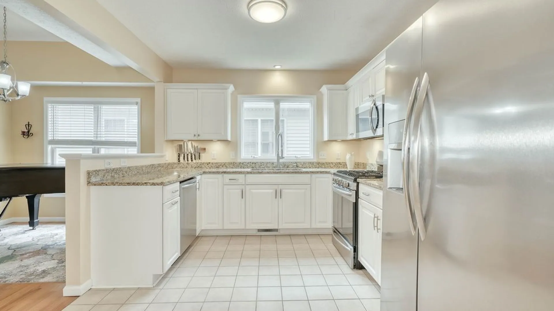 Property at 726 Bel Arbor Trl Trail, Webster, NY 14580 5