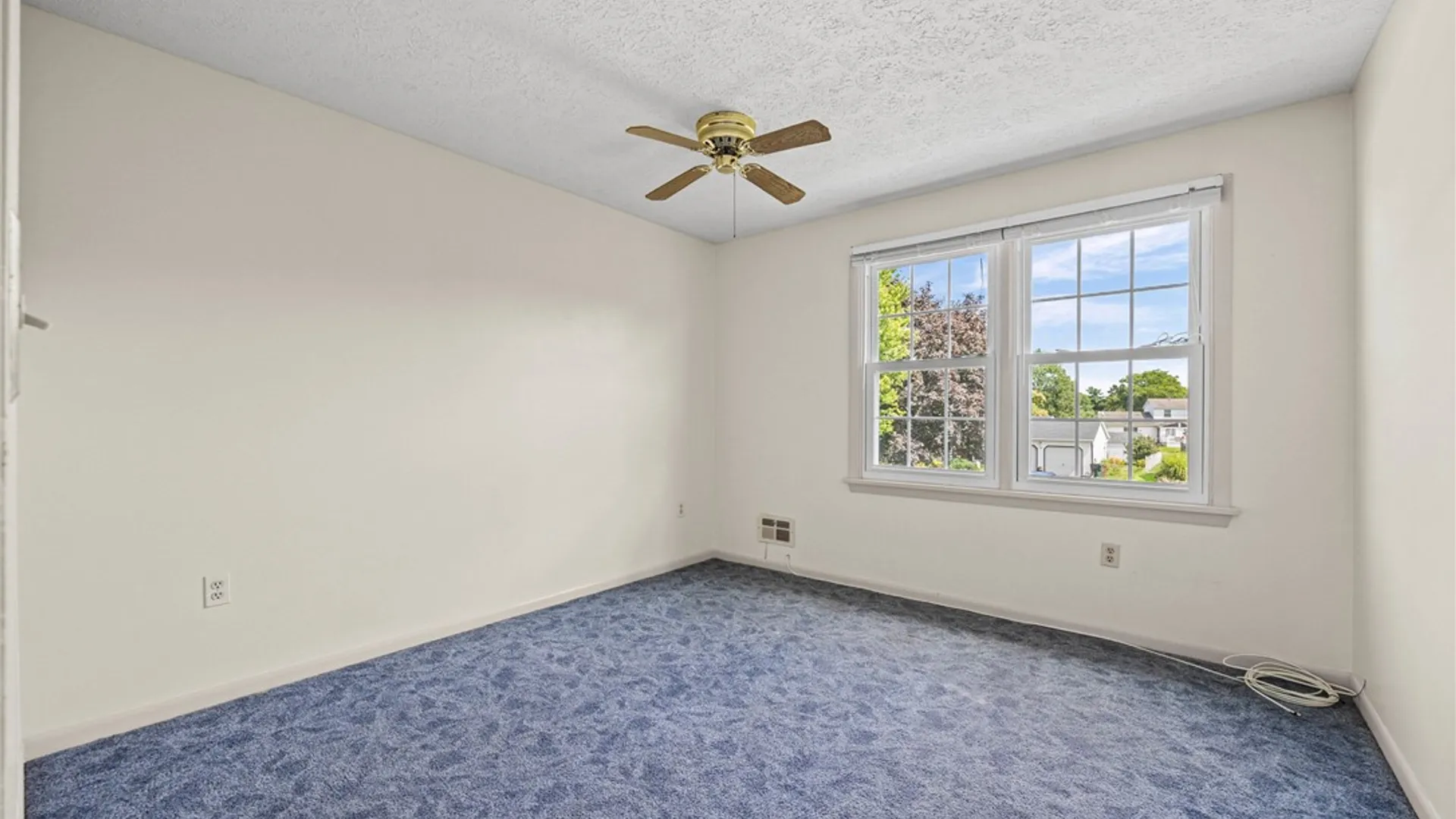 Property at 46 Olde Harbour, Greece, NY 14612 33
