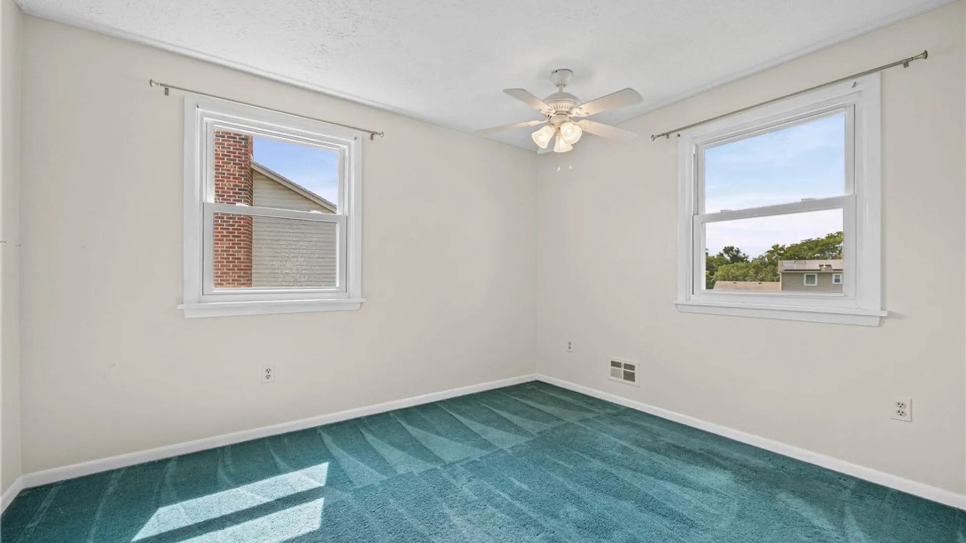 Property at 46 Olde Harbour, Greece, NY 14612 35