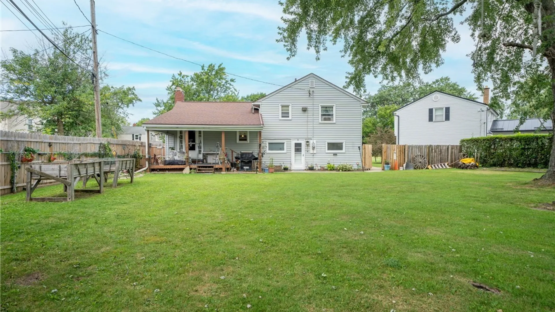 Property at 16 Brookville Court, Tonawanda, NY 14150 7