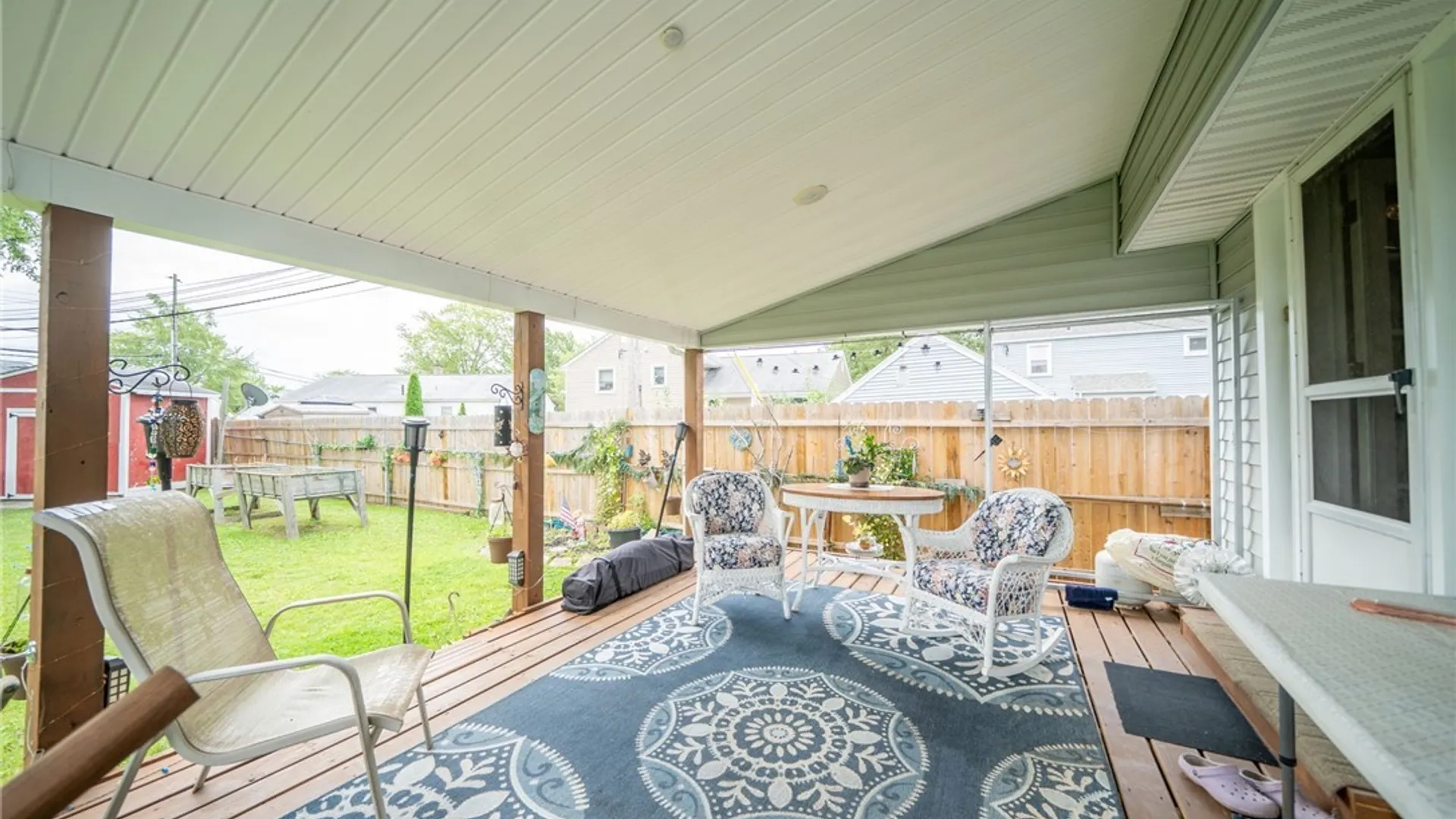 Property at 16 Brookville Court, Tonawanda, NY 14150 9