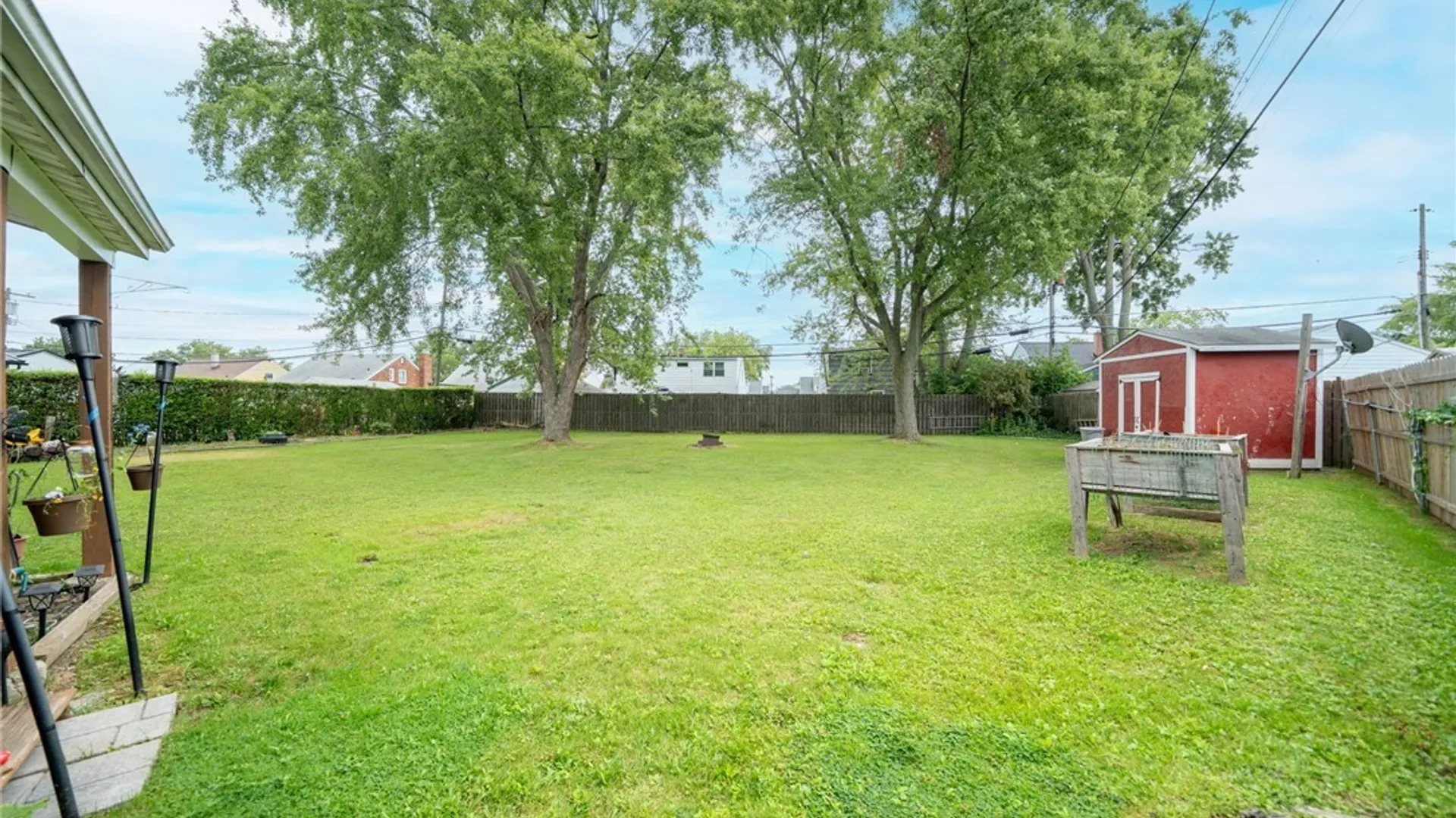 Property at 16 Brookville Court, Tonawanda, NY 14150 11