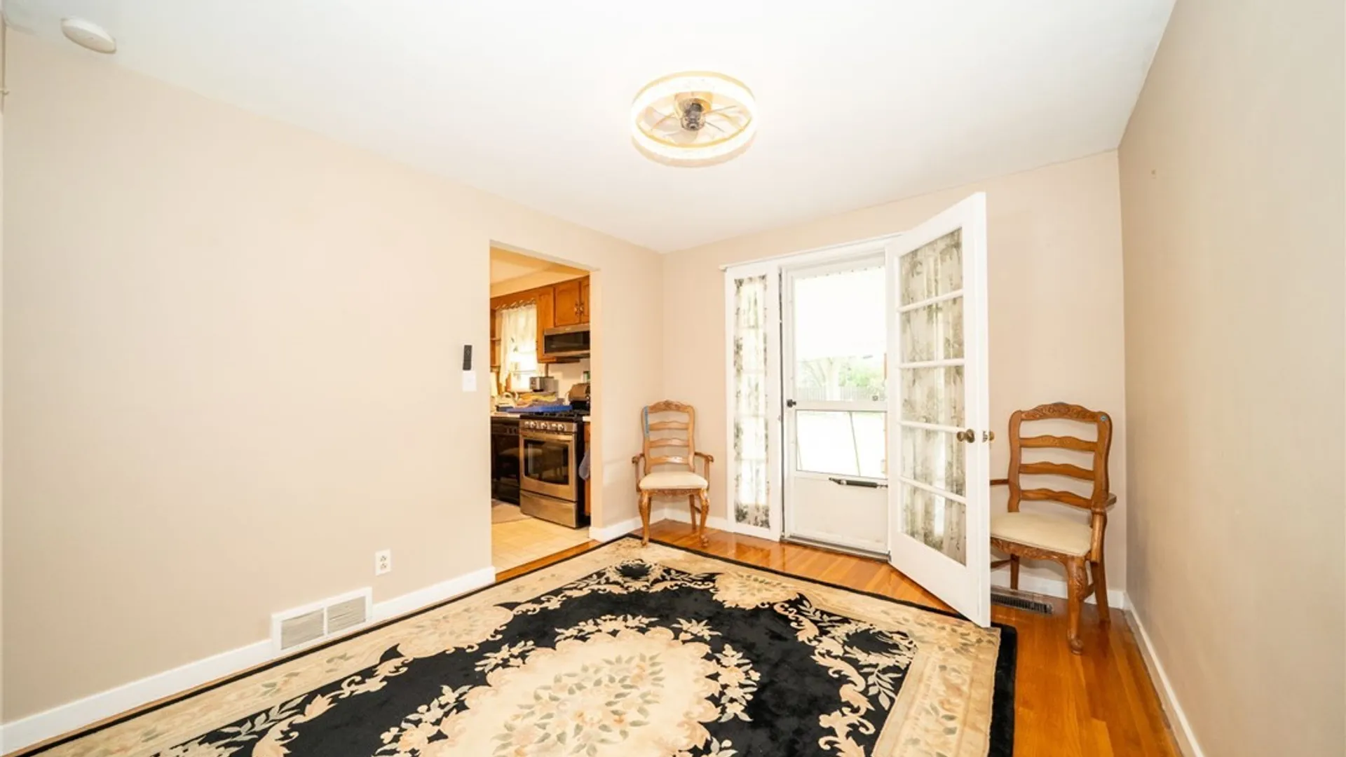 Property at 16 Brookville Court, Tonawanda, NY 14150 22
