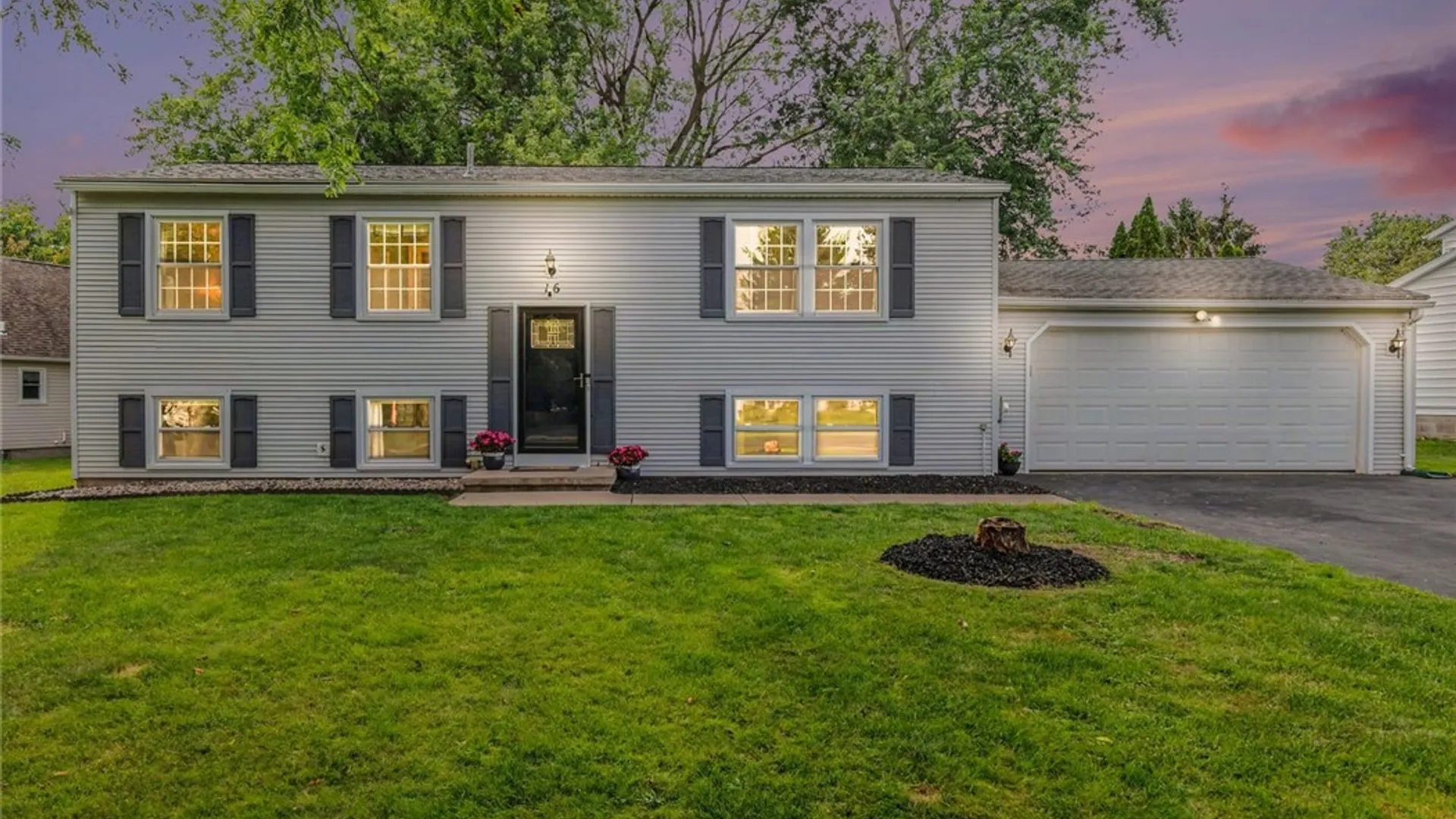 Property at 16 Strussenberg Drive, Parma, NY 14468 4
