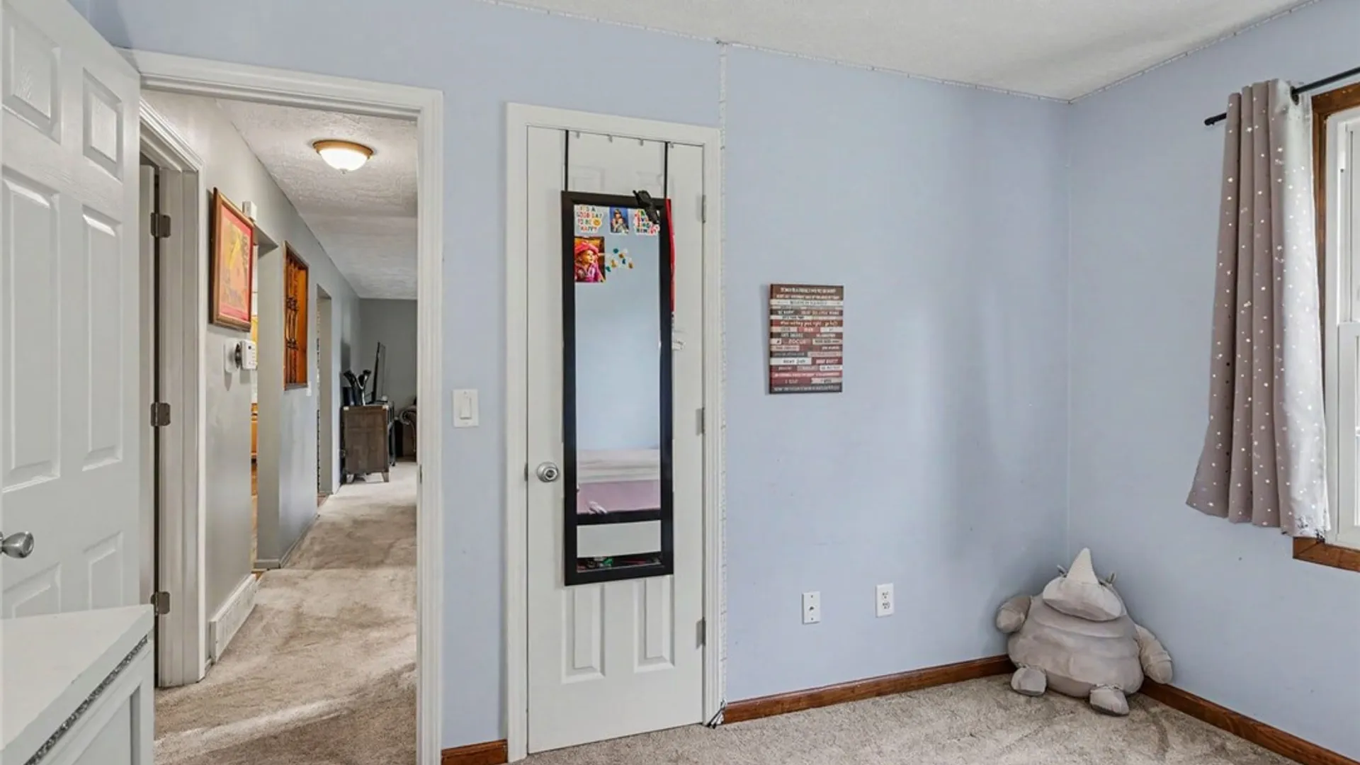Property at 16 Strussenberg Drive, Parma, NY 14468 15