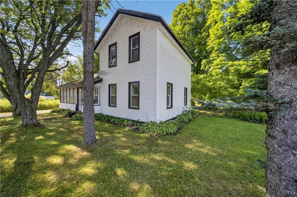 Property at 1381 State Route 69, Amboy, NY 13493