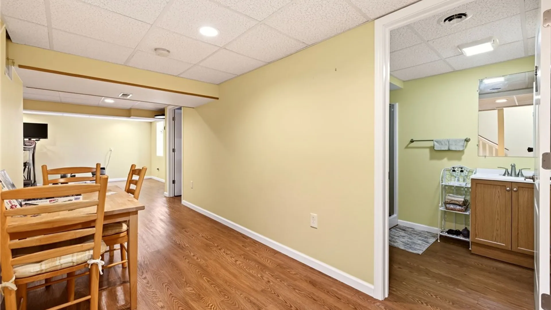 Property at 43 Butterfly Lane, Henrietta, NY 14586 19