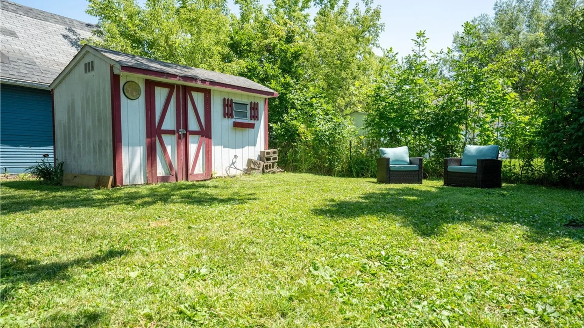 Property at 4 Kent Avenue, Hamburg, NY 14219 38