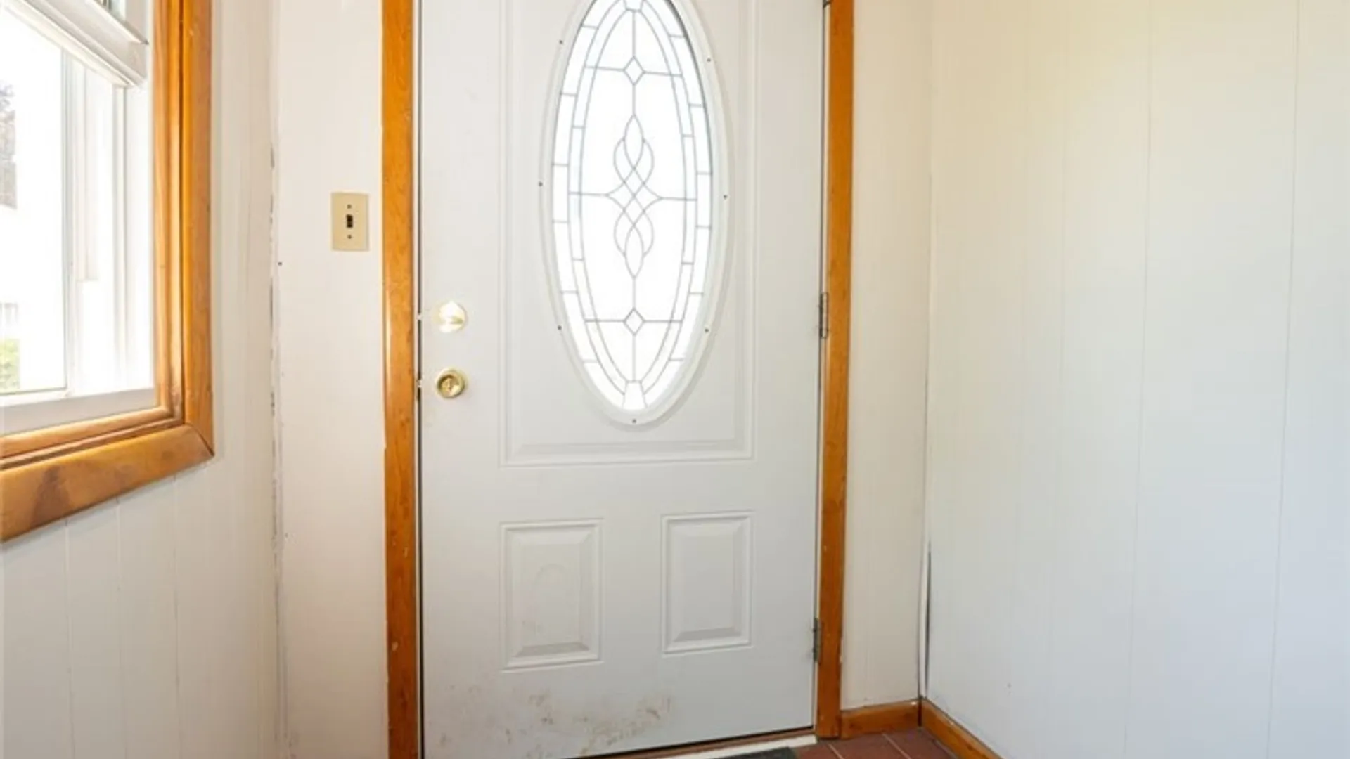 Property at 4 Kent Avenue, Hamburg, NY 14219 5