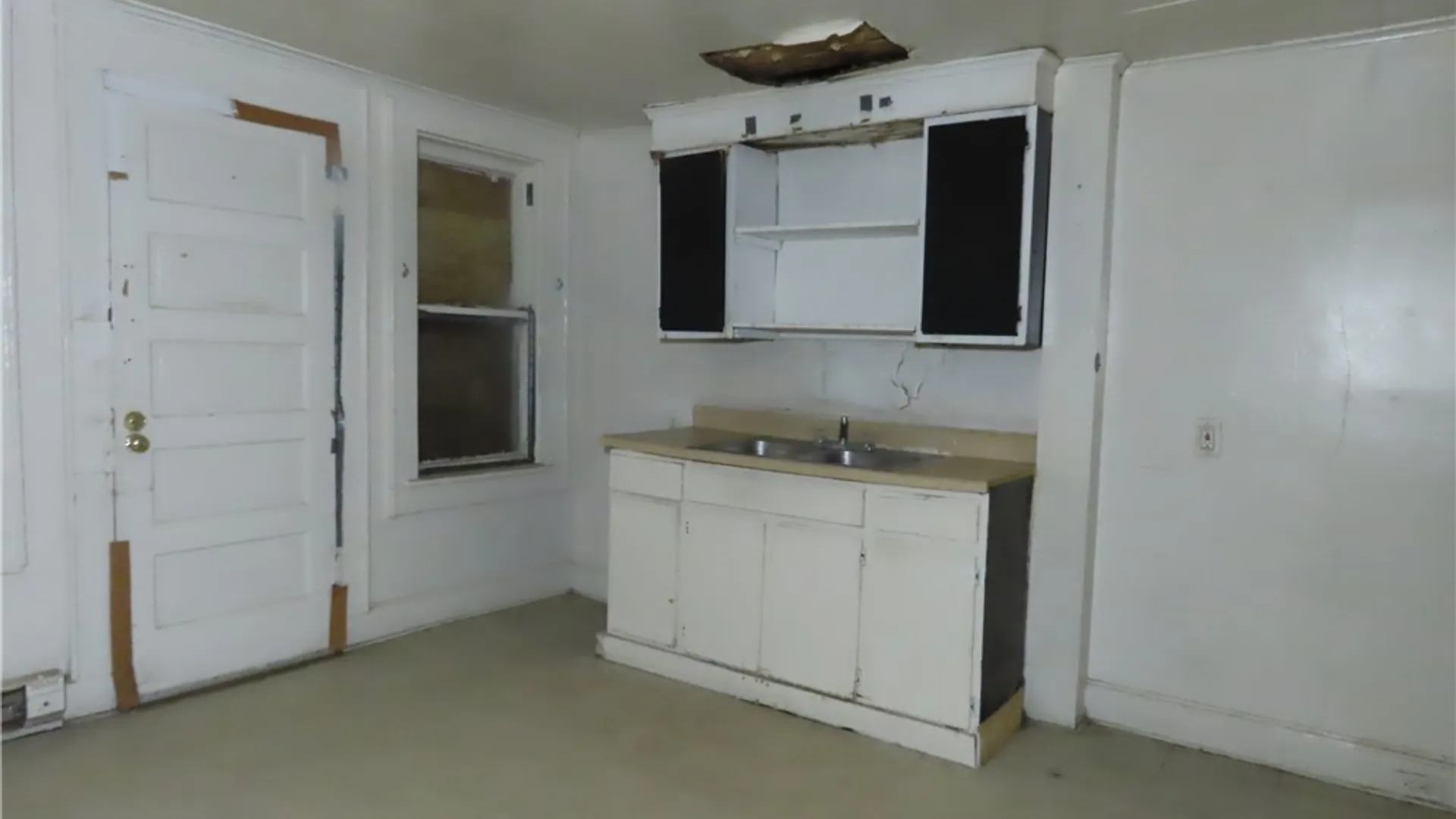 Property at 1807 Lodi Street, Syracuse, NY 13208 14