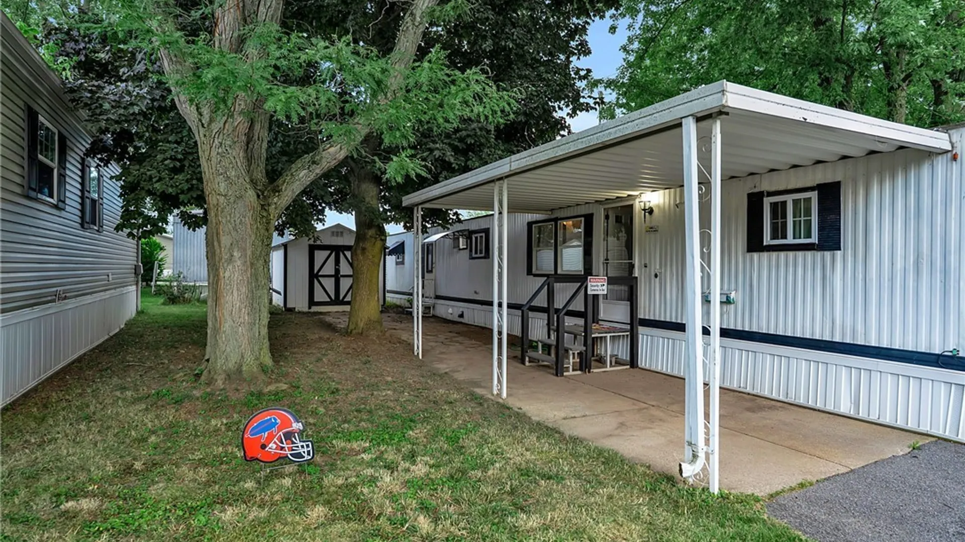 Property at 18 Annamarie, Cheektowaga, NY 14225 16