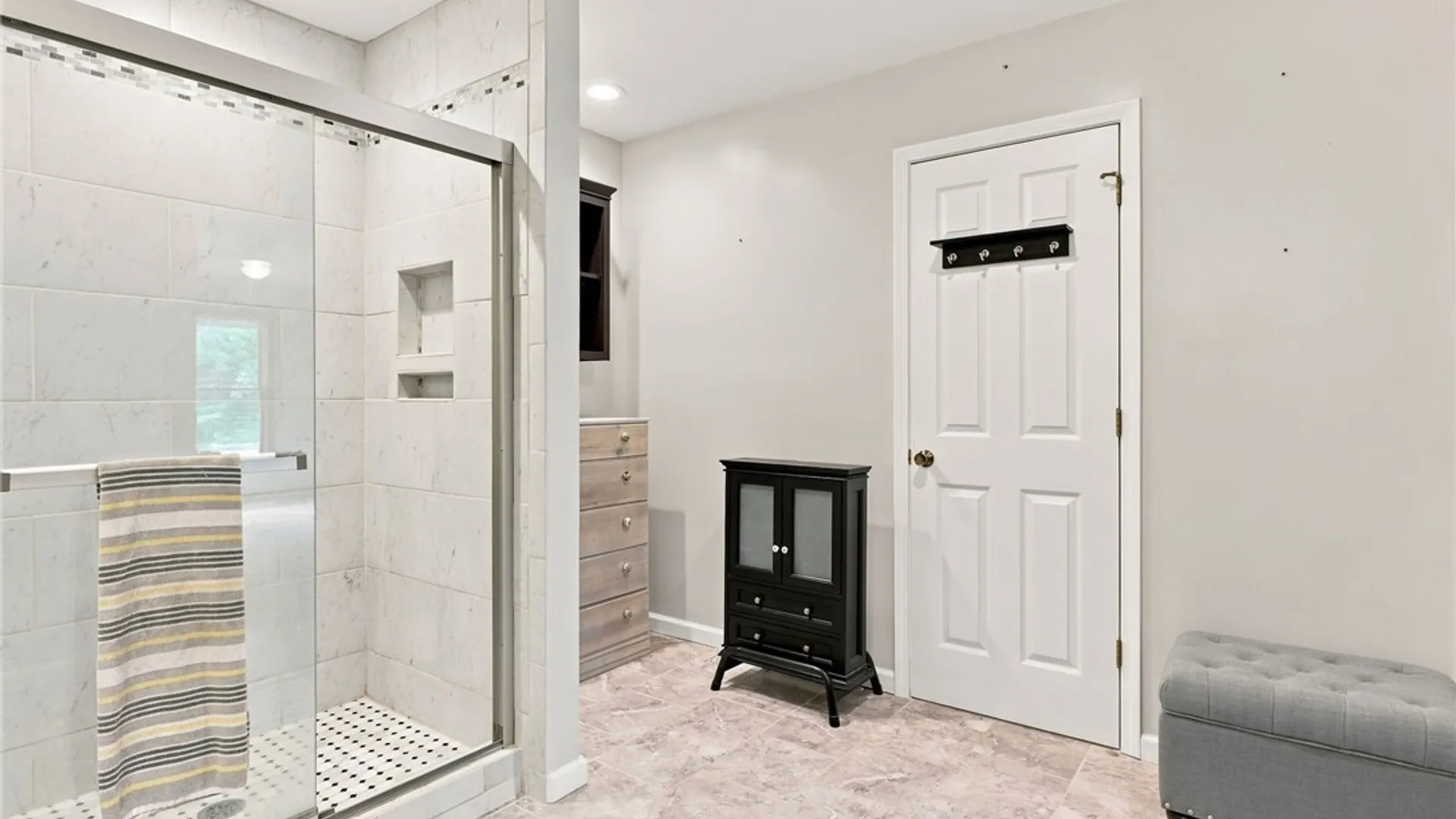 Property at 13 Medford Way, Victor, NY 14564 25