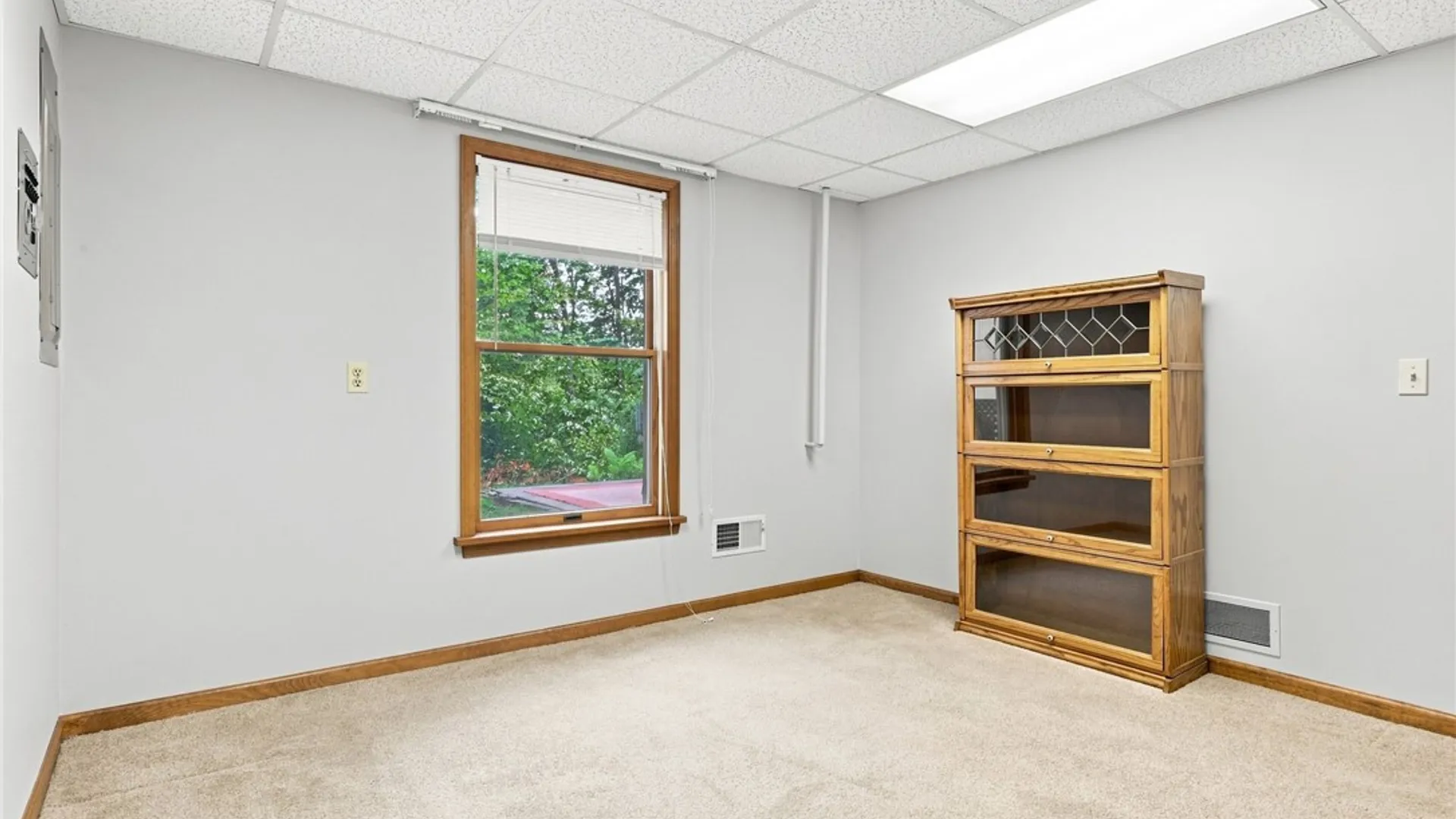 Property at 13 Medford Way, Victor, NY 14564 35
