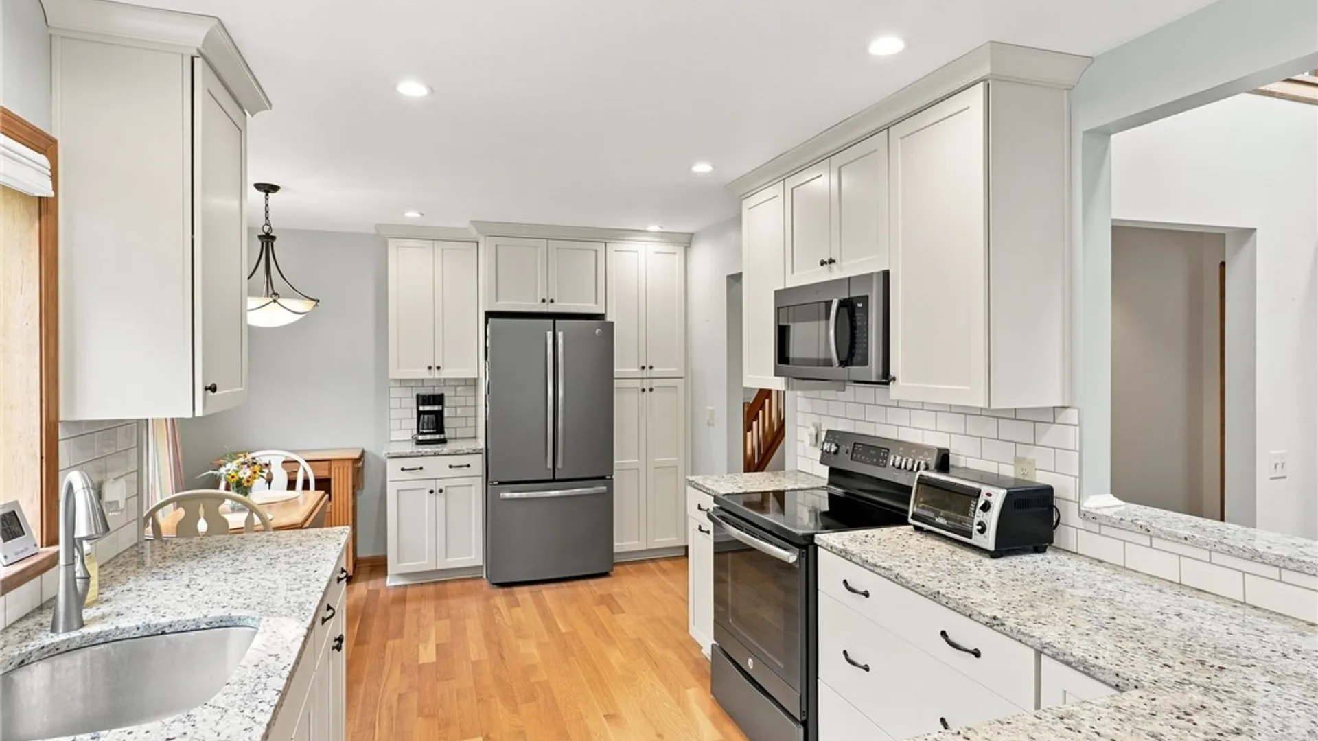 Property at 13 Medford Way, Victor, NY 14564 13