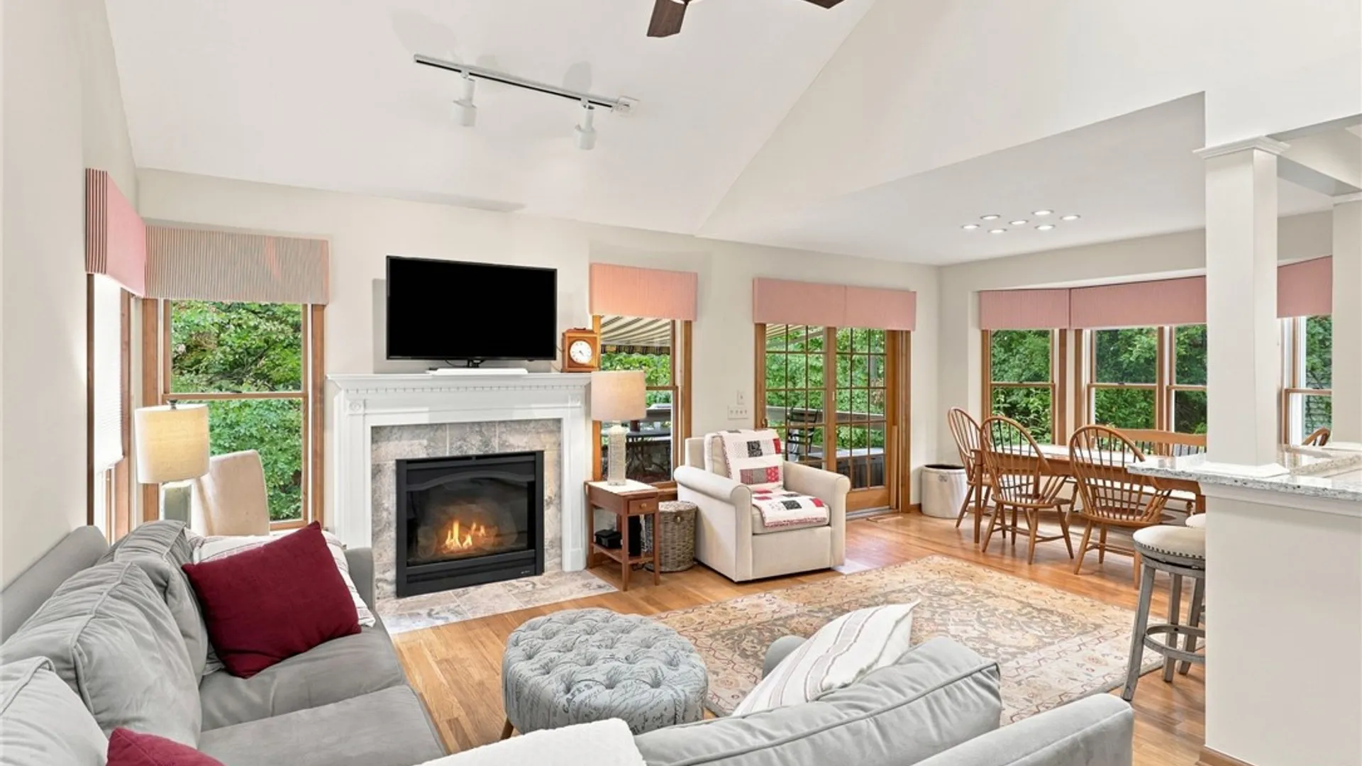 Property at 13 Medford Way, Victor, NY 14564 9