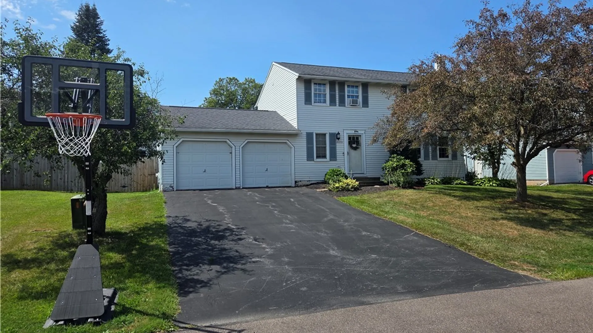Property at 8373 Datum Lane, Clay, NY 13027 4