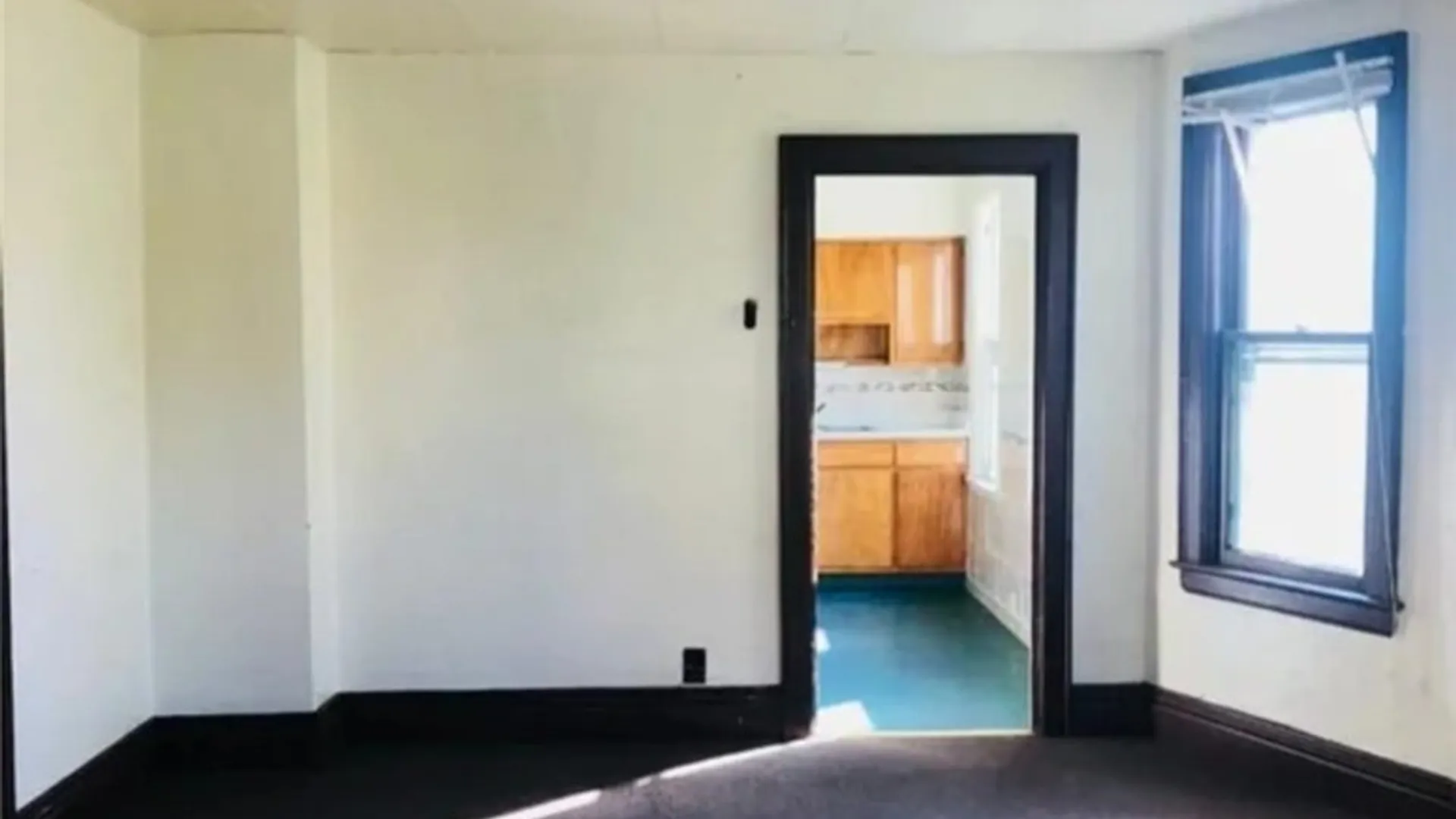 Property at 613 Goodyear Avenue, Buffalo, NY 14211 5