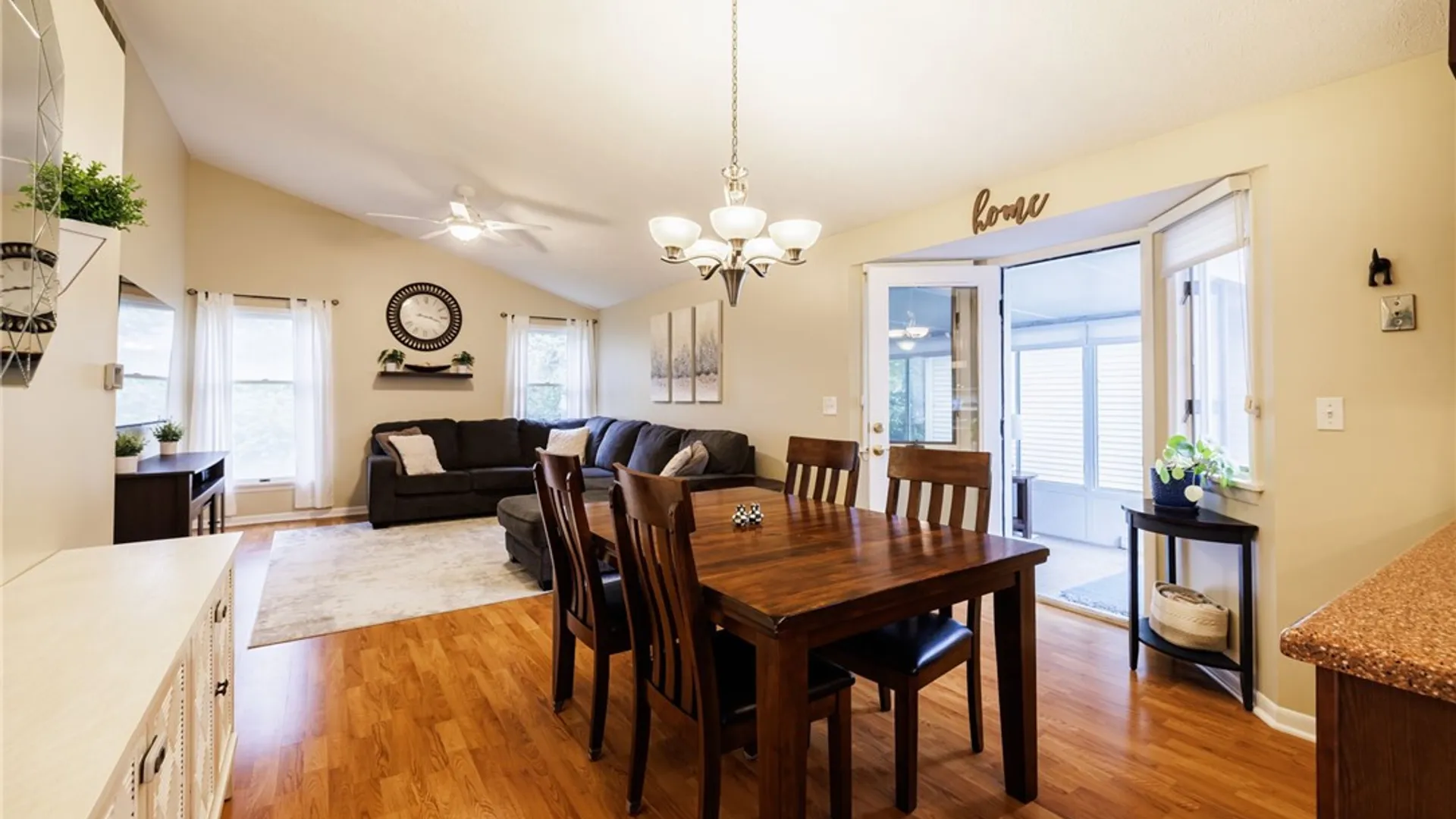 Property at 20 Olivia Circle, Greece, NY 14626 7