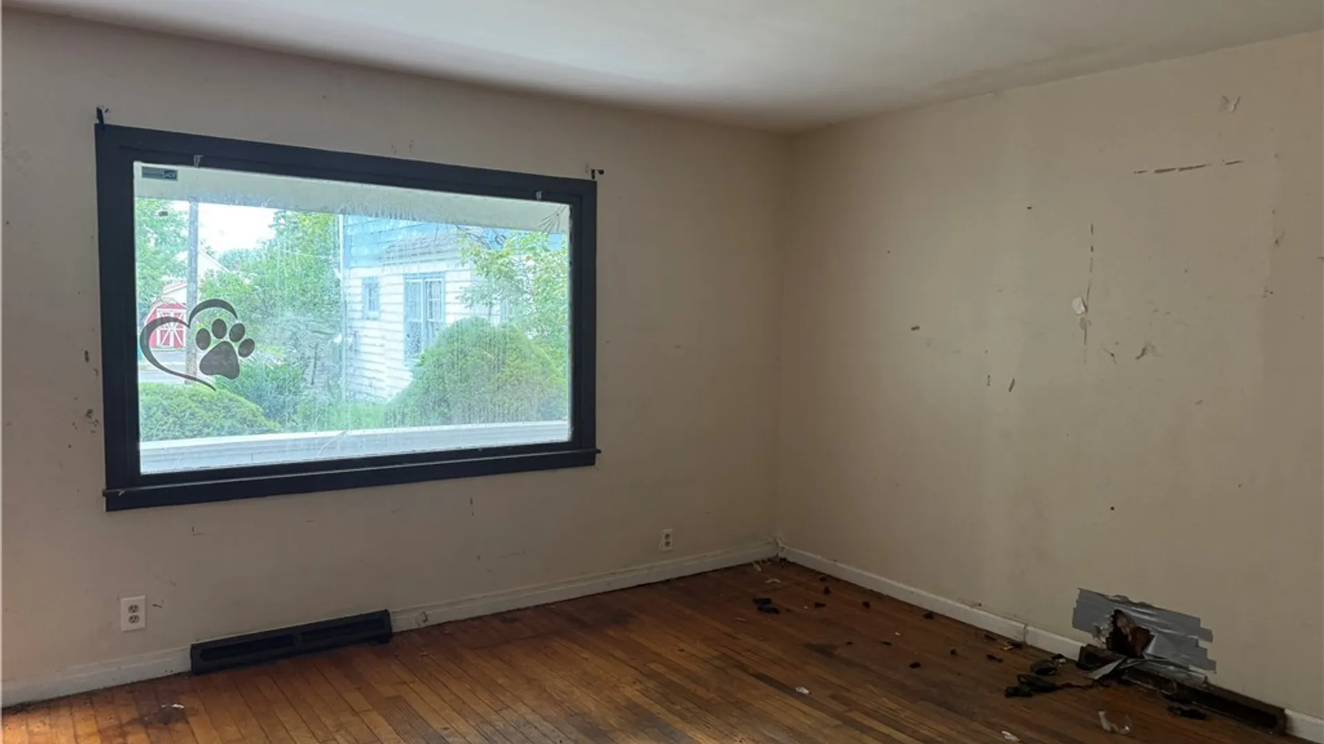 Property at 2405 Michigan Avenue, Niagara Falls, NY 14305 12