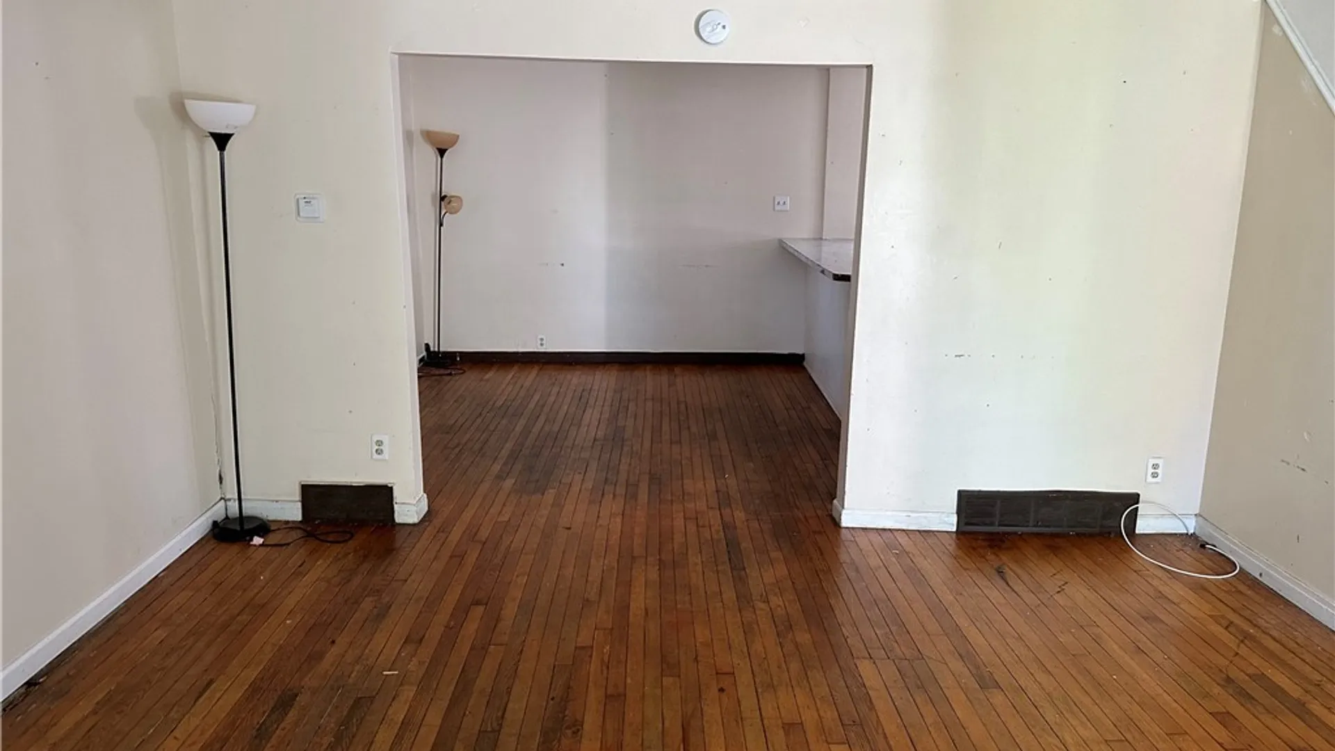 Property at 2405 Michigan Avenue, Niagara Falls, NY 14305 15