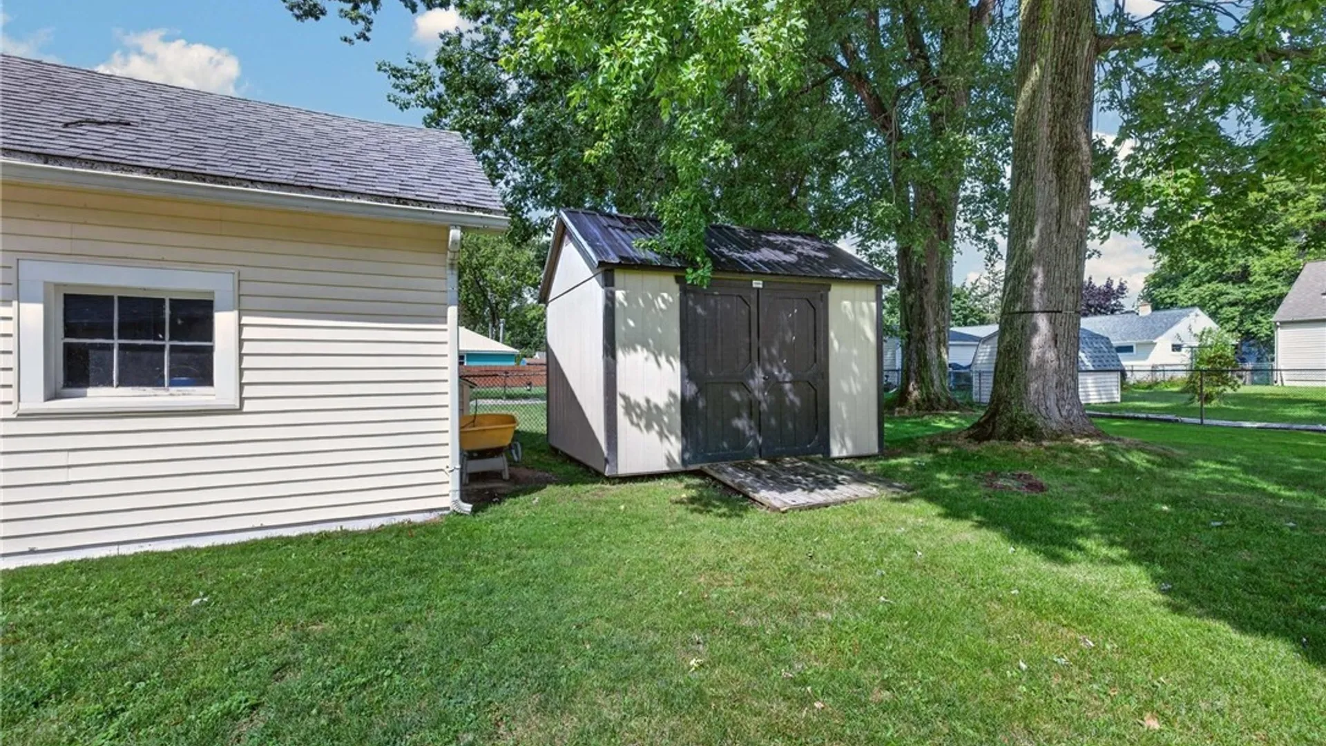 Property at 76 Klaum Avenue, North Tonawanda, NY 14120 5