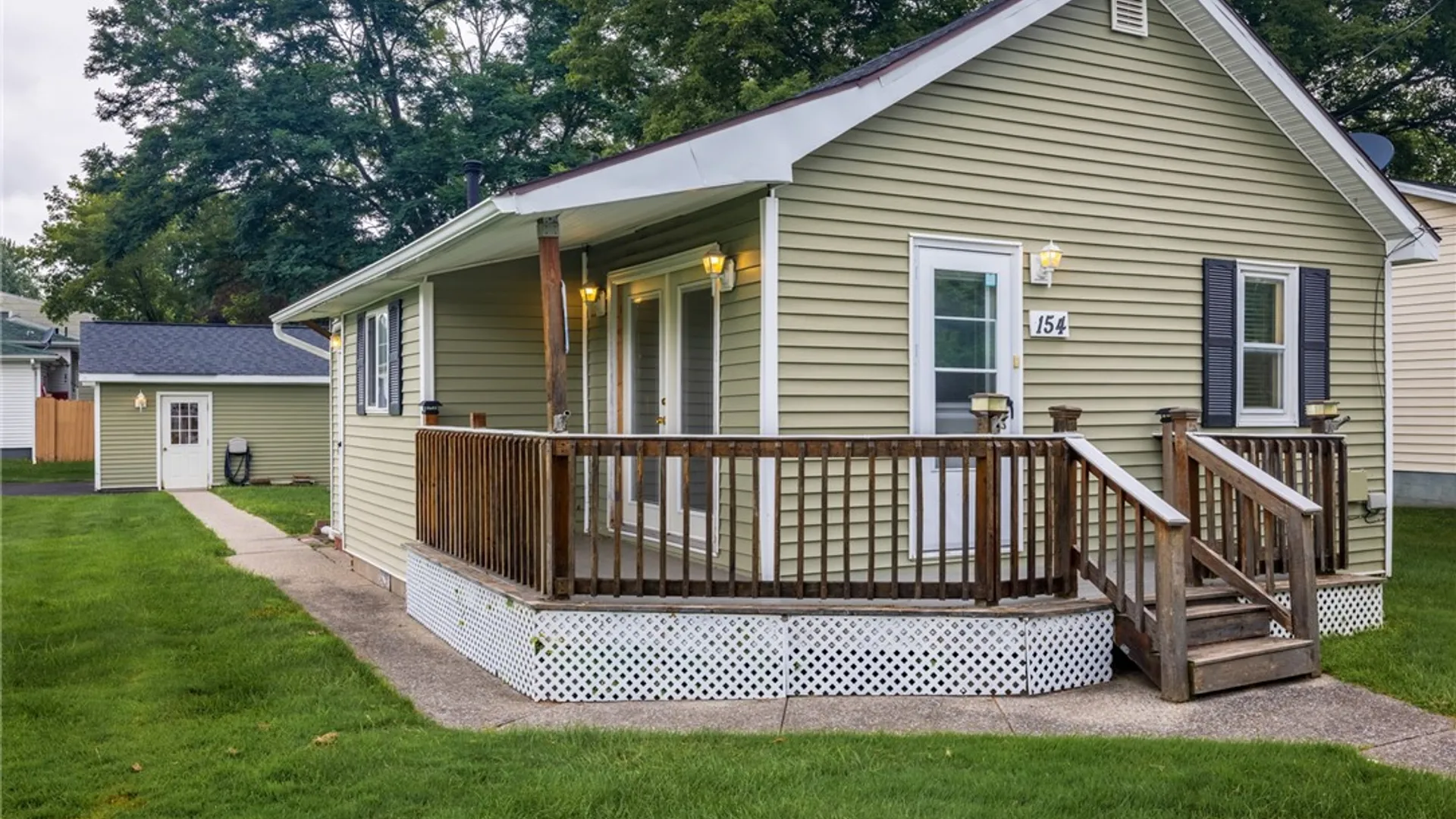 Property at 154 Norwood Avenue, Gates, NY 14606 5