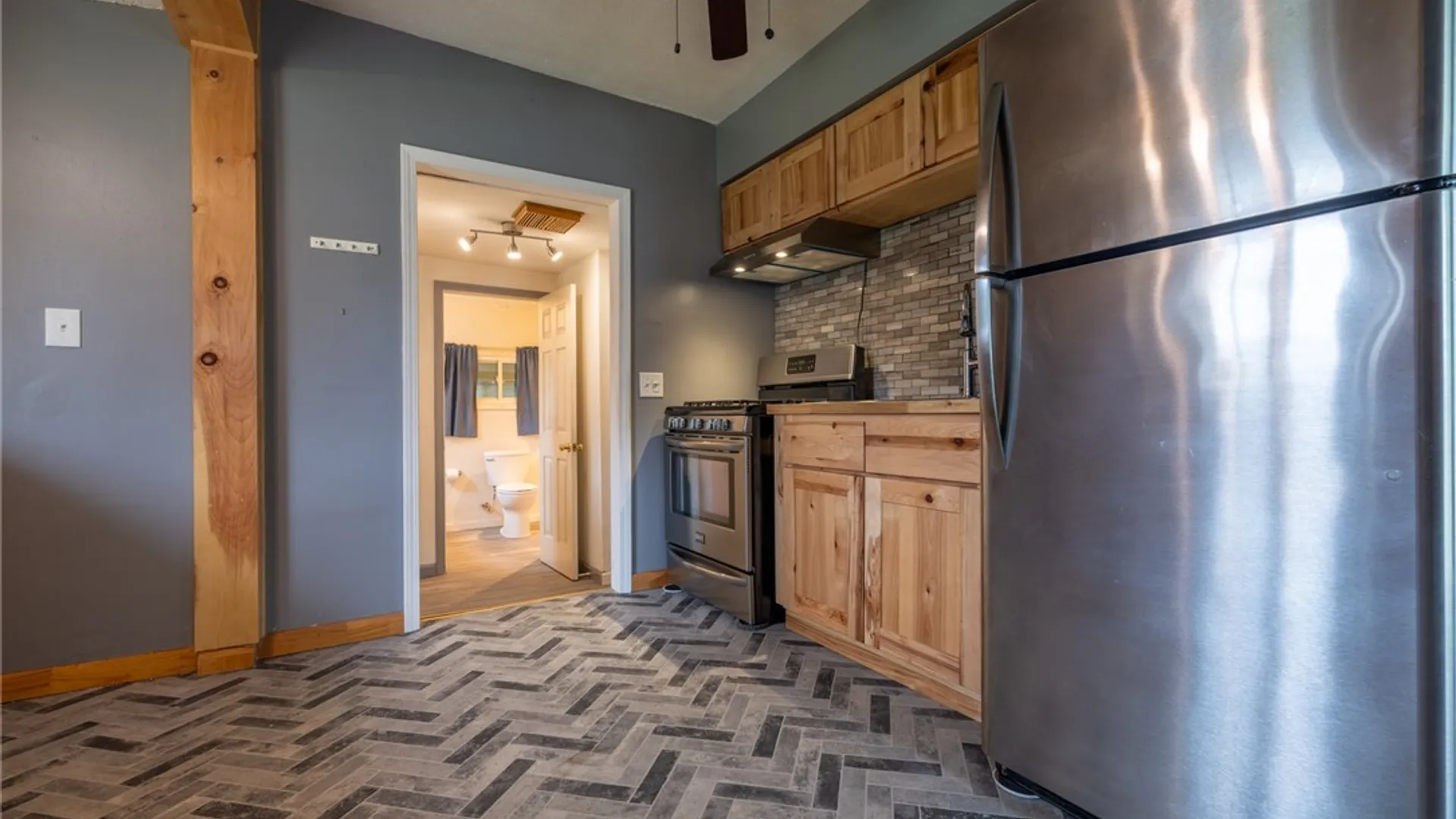 Property at 154 Norwood Avenue, Gates, NY 14606 19