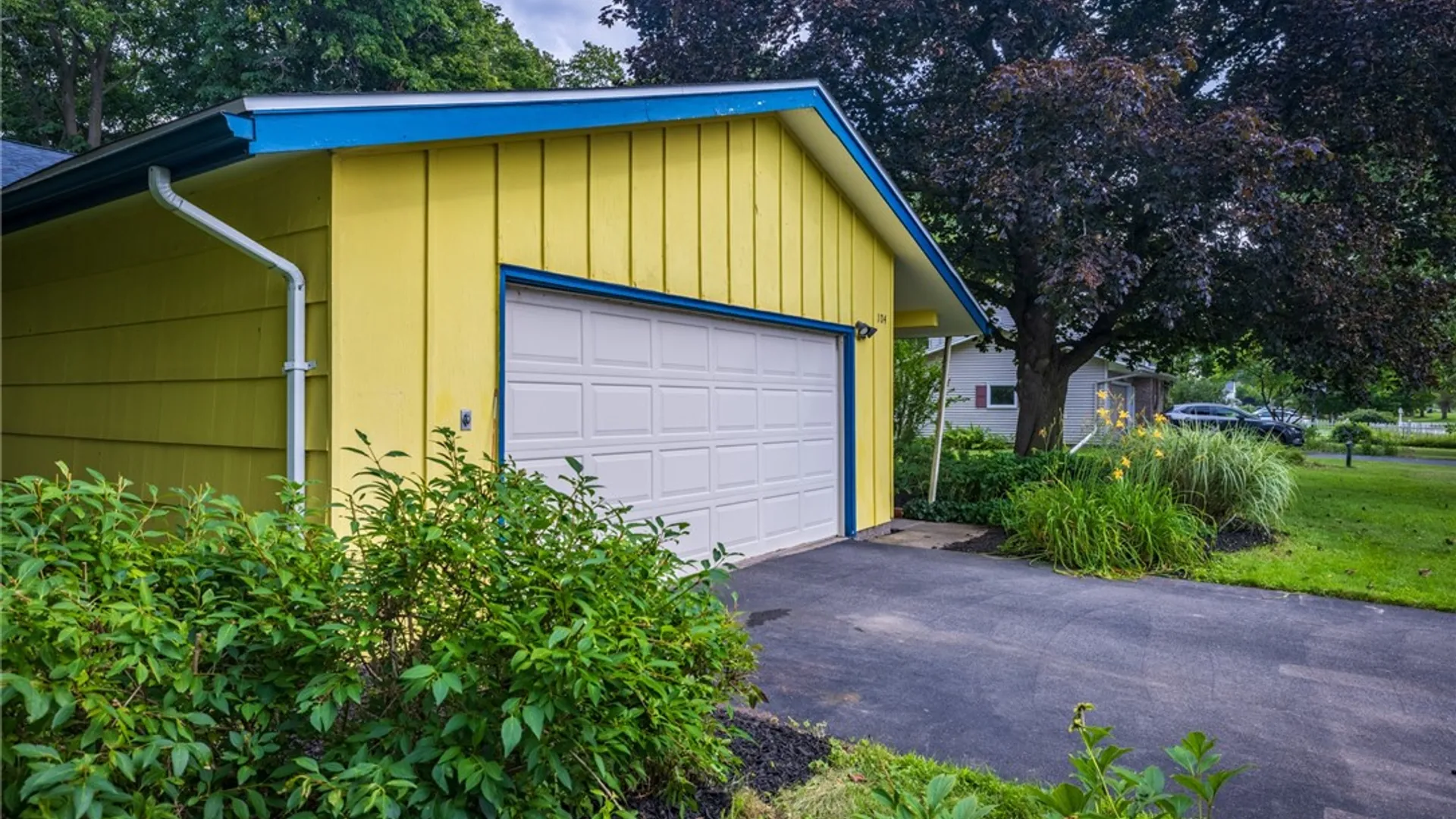 Property at 104 Ashley Drive, Brighton, NY 14620 47
