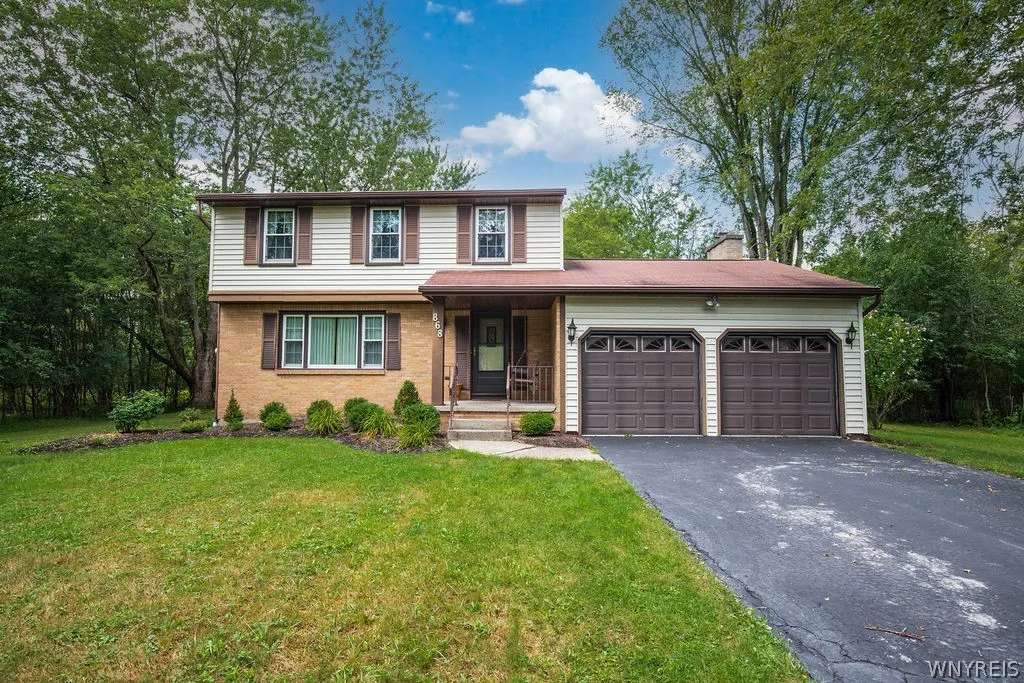 Property at 868 Alt Boulevard, Grand Island, NY 14072