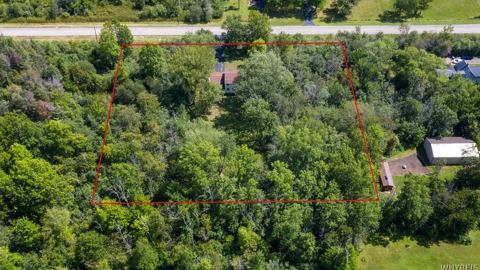 Property at 868 Alt Boulevard, Grand Island, NY 14072 5