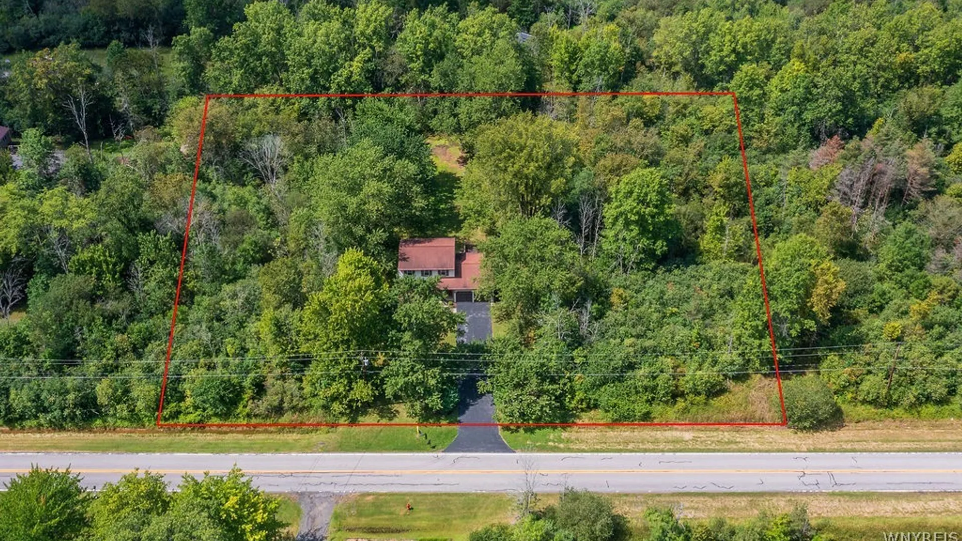 Property at 868 Alt Boulevard, Grand Island, NY 14072 6