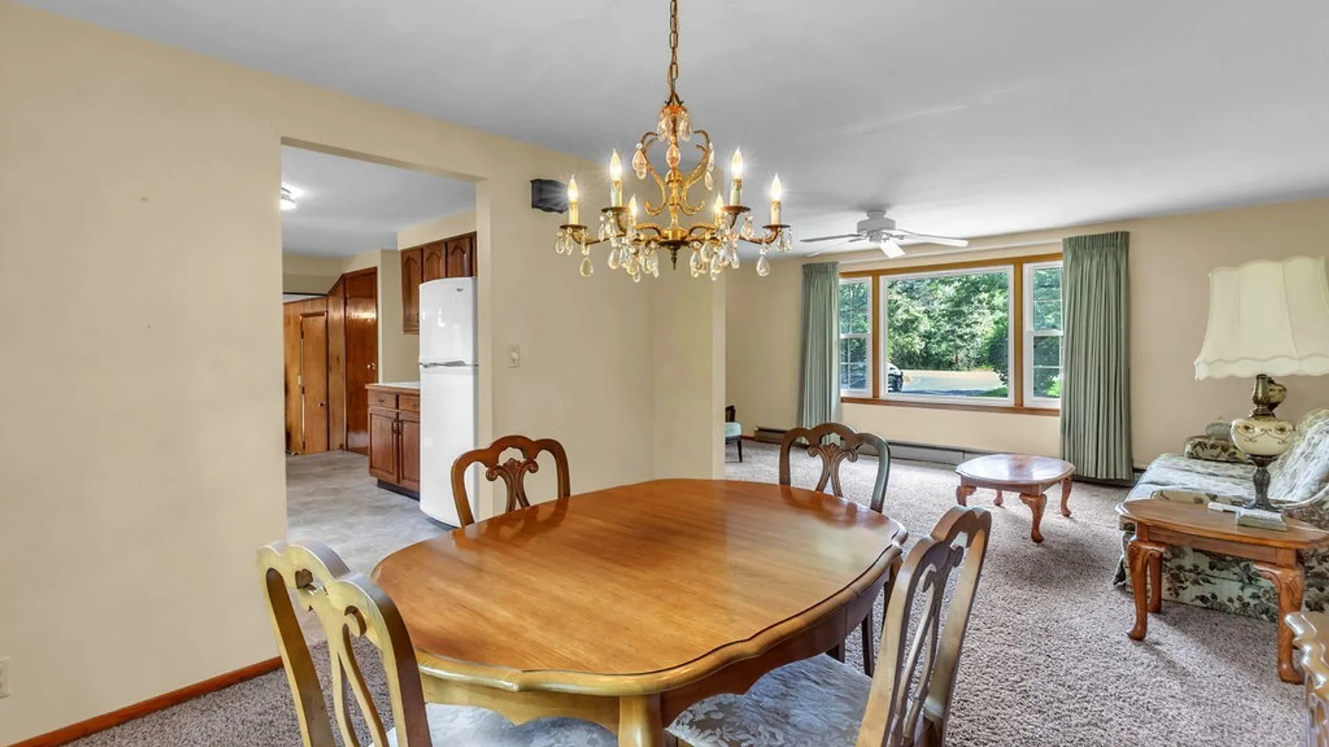 Property at 868 Alt Boulevard, Grand Island, NY 14072 15