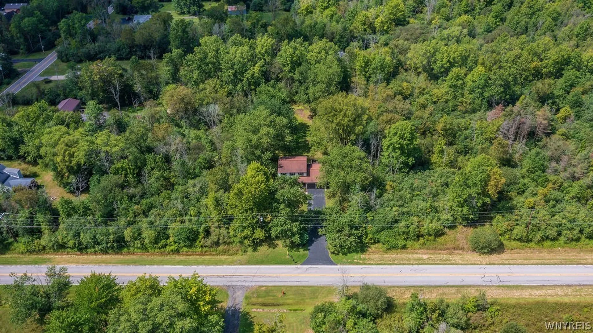 Property at 868 Alt Boulevard, Grand Island, NY 14072 43