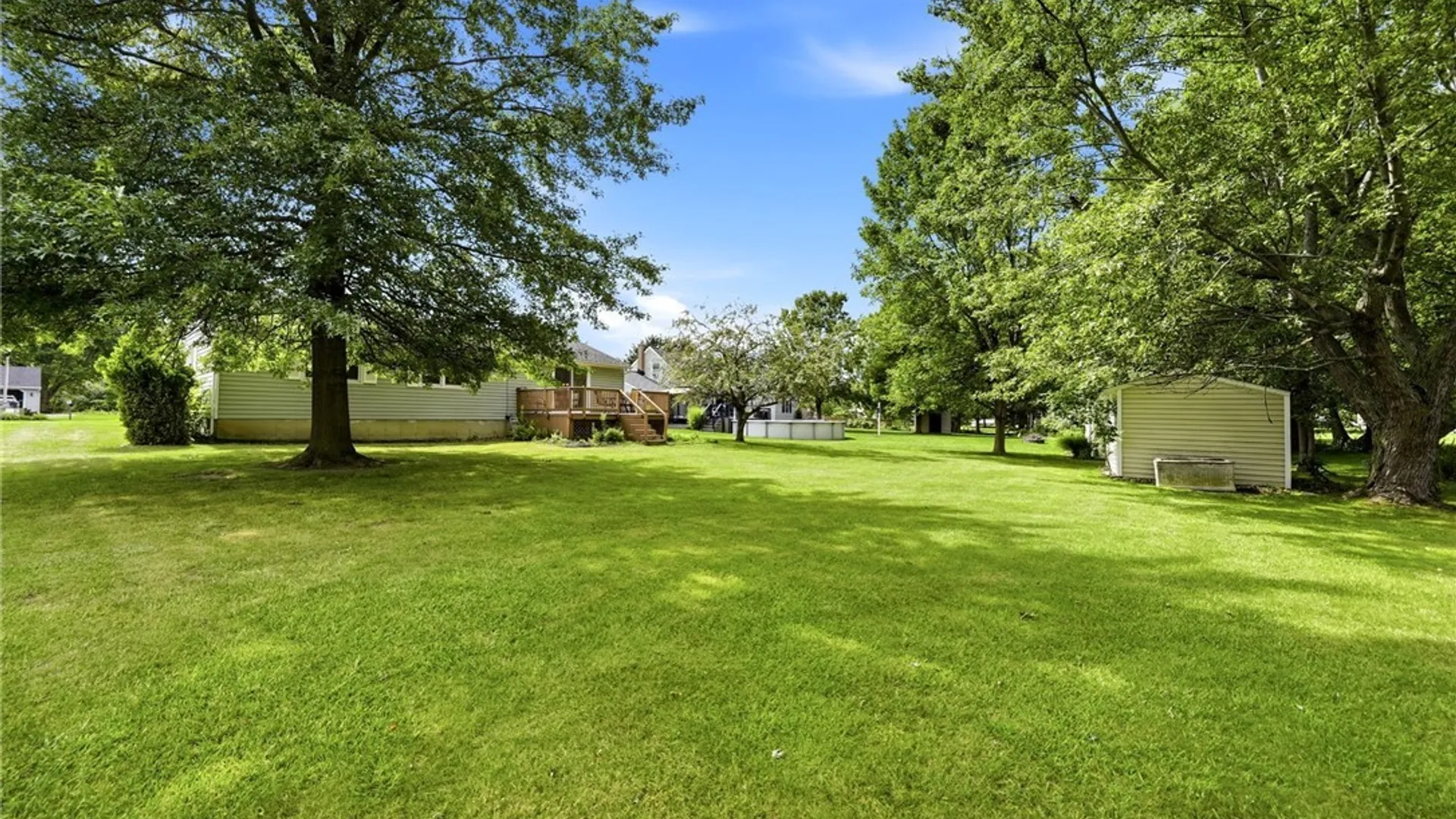 Property at 9 Partridge Walk, Lancaster, NY 14086 40