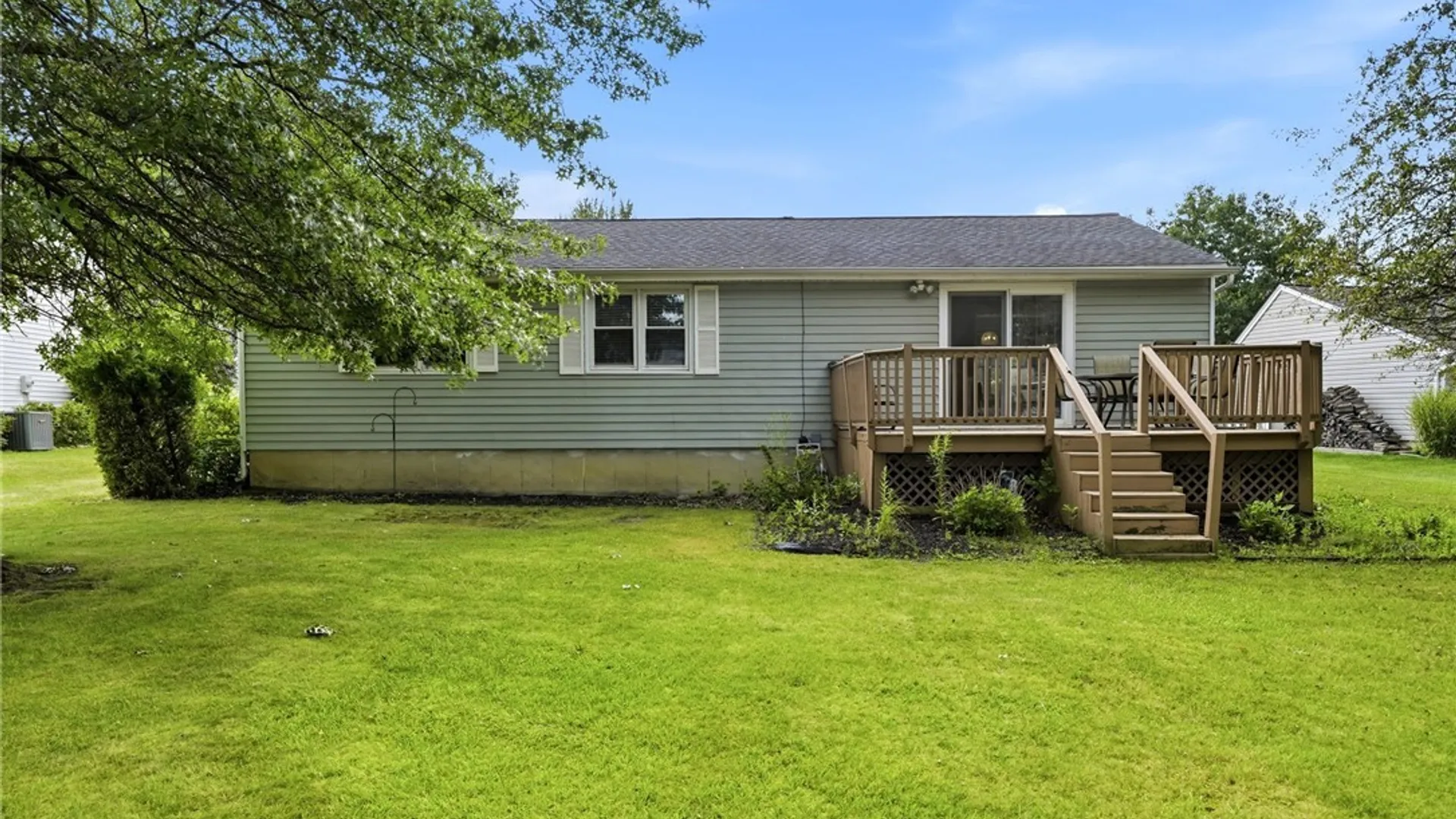 Property at 9 Partridge Walk, Lancaster, NY 14086 44