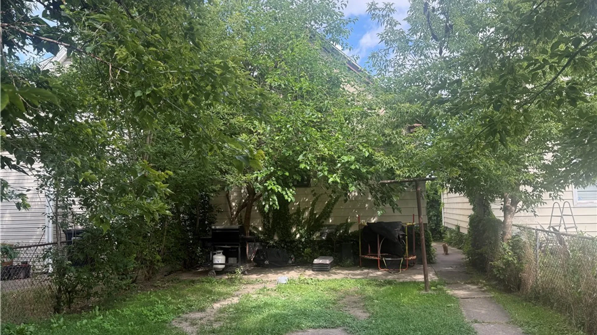 Property at 534 20th Street, Niagara Falls, NY 14301 3