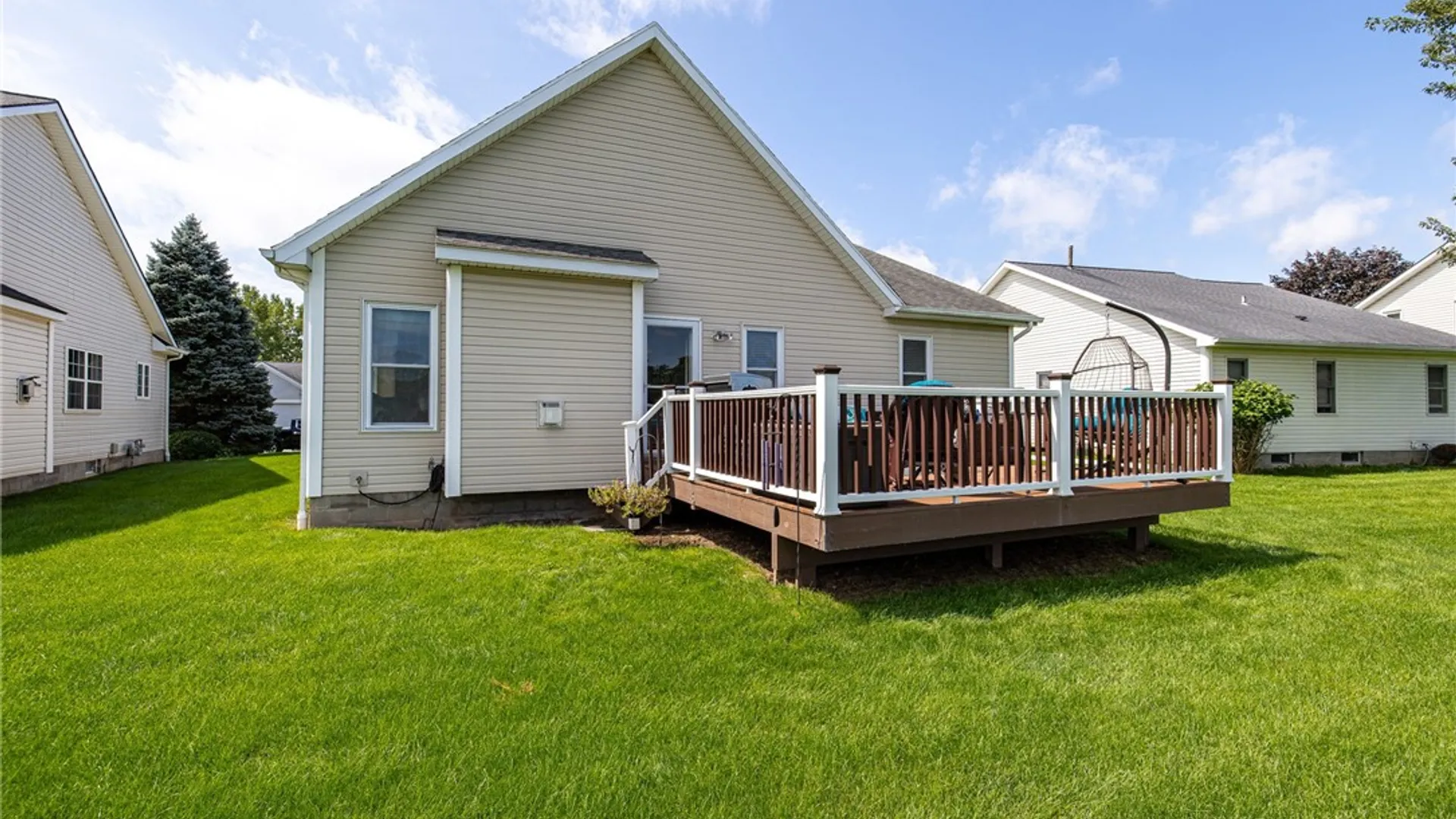 Property at 17 Foxtail Ln, Chili, NY 14514 13