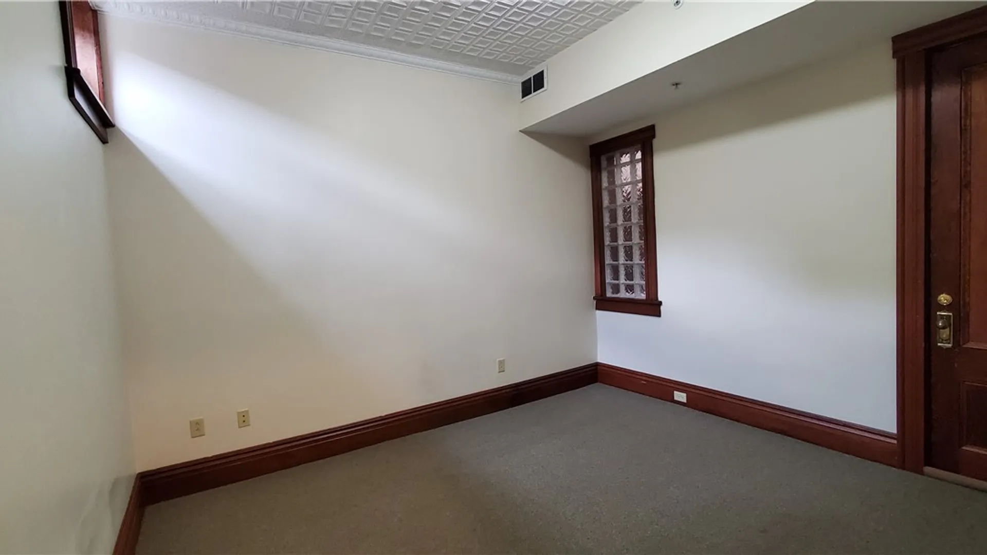 Property at 750 South Ave, Rochester, NY 14620 7