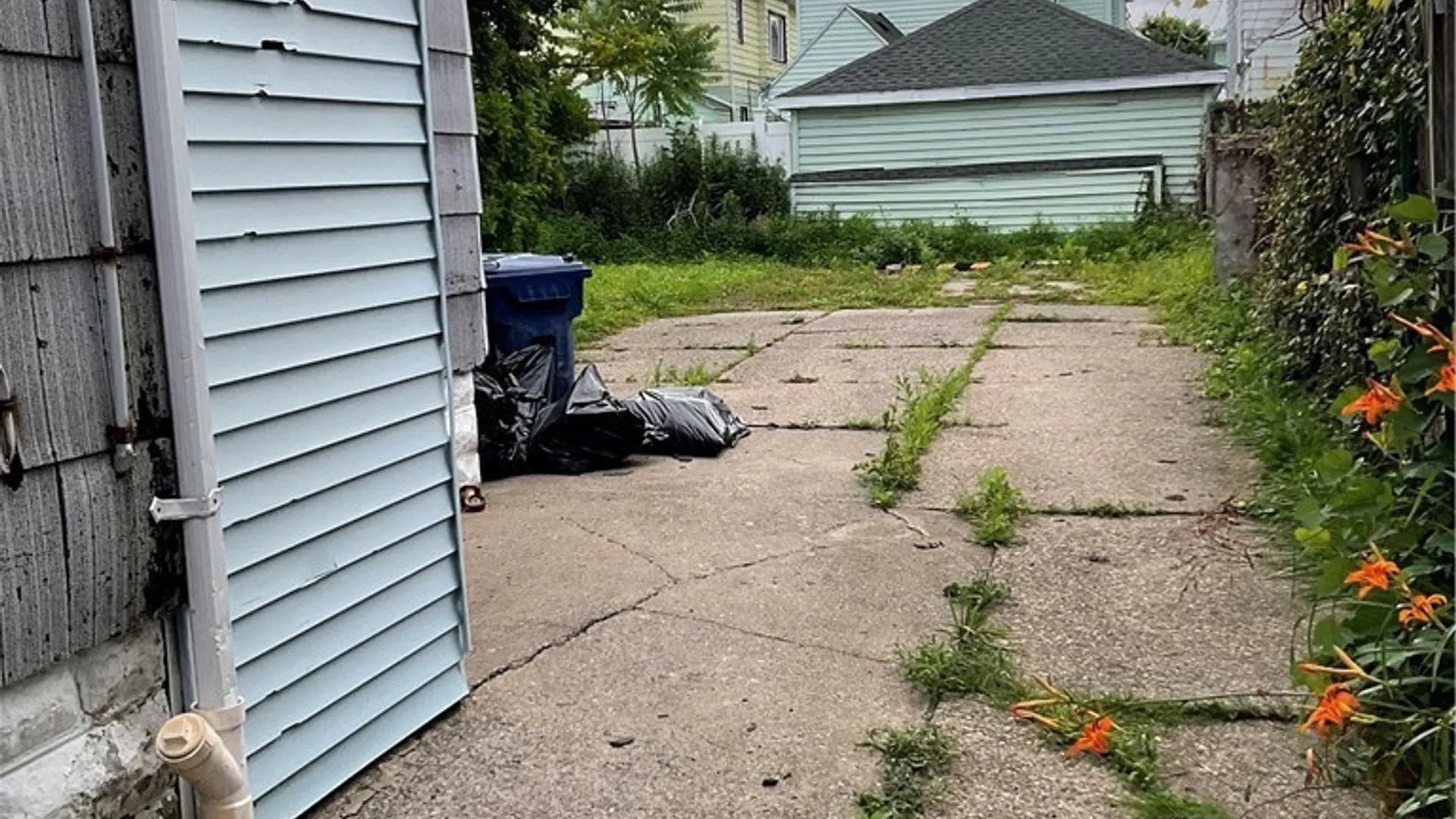 Property at 35 Matejko Street, Buffalo, NY 14206 4