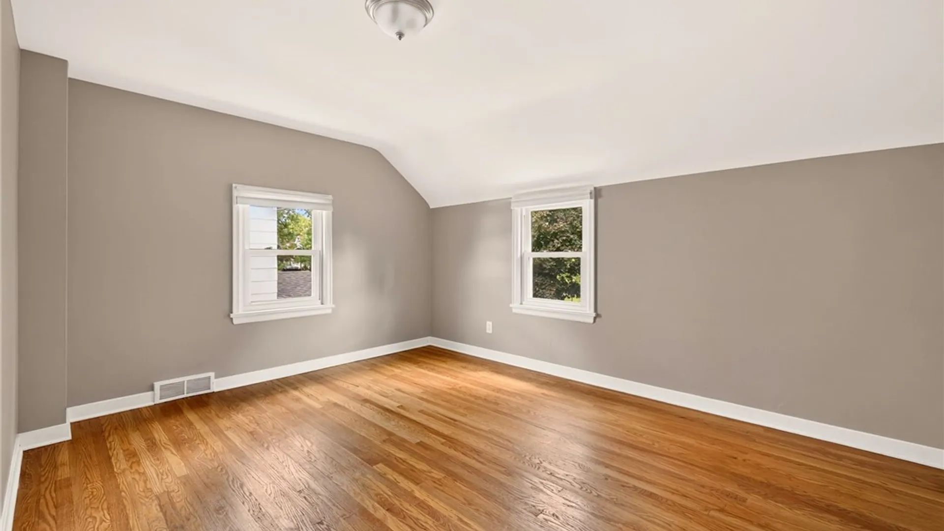 Property at 240 Rawlinson Road, Irondequoit, NY 14617 11