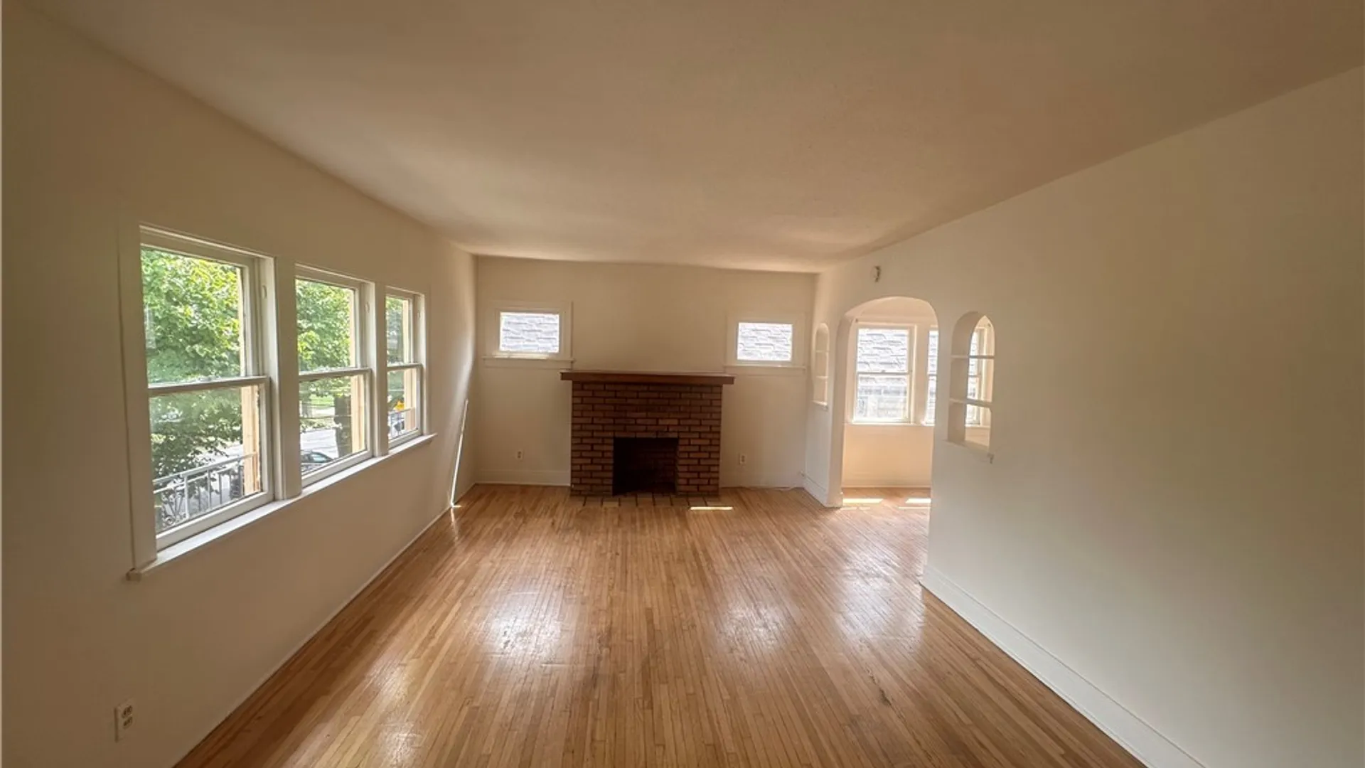 Property at 130 Benzinger Street, Buffalo, NY 14206 4