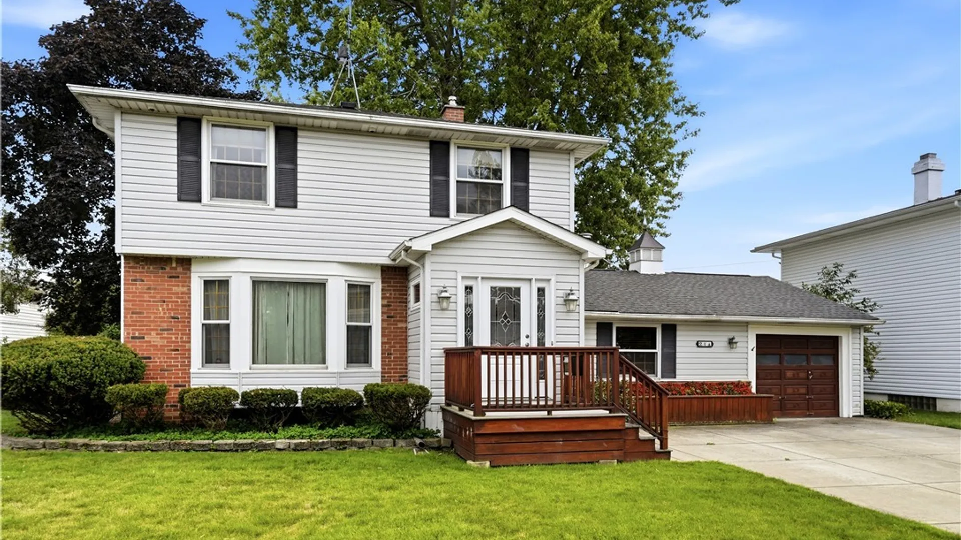 Property at 21 Lynn Lea Street, Amherst, NY 14221 3