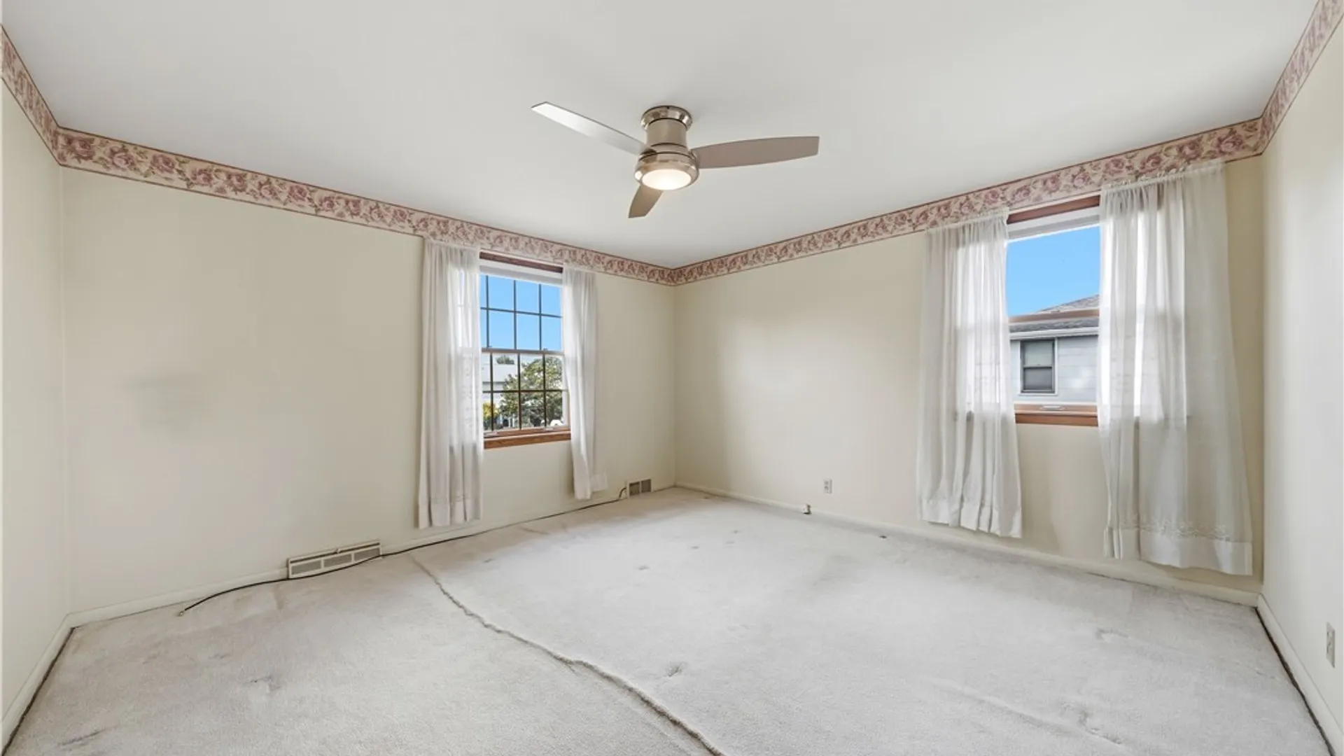Property at 21 Lynn Lea Street, Amherst, NY 14221 26
